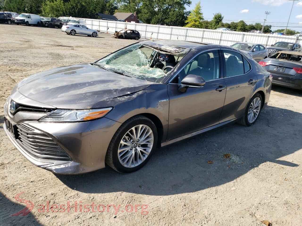 2019 TOYOTA CAMRY — VIN 4T1B21HK1KU515966