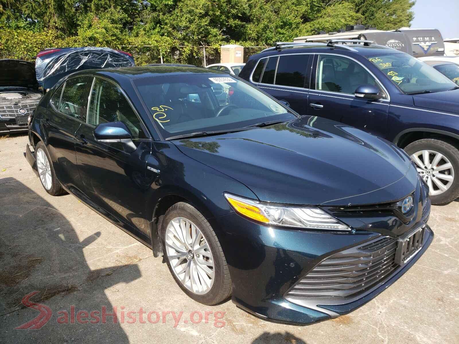 2018 TOYOTA CAMRY — VIN 4T1B21HK2JU510760