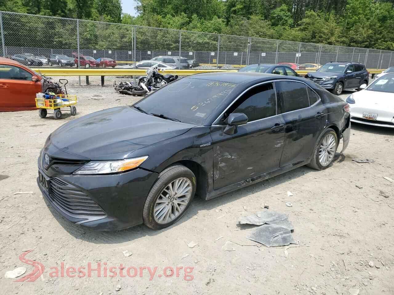 2018 TOYOTA CAMRY — VIN 4T1B21HK6JU501589