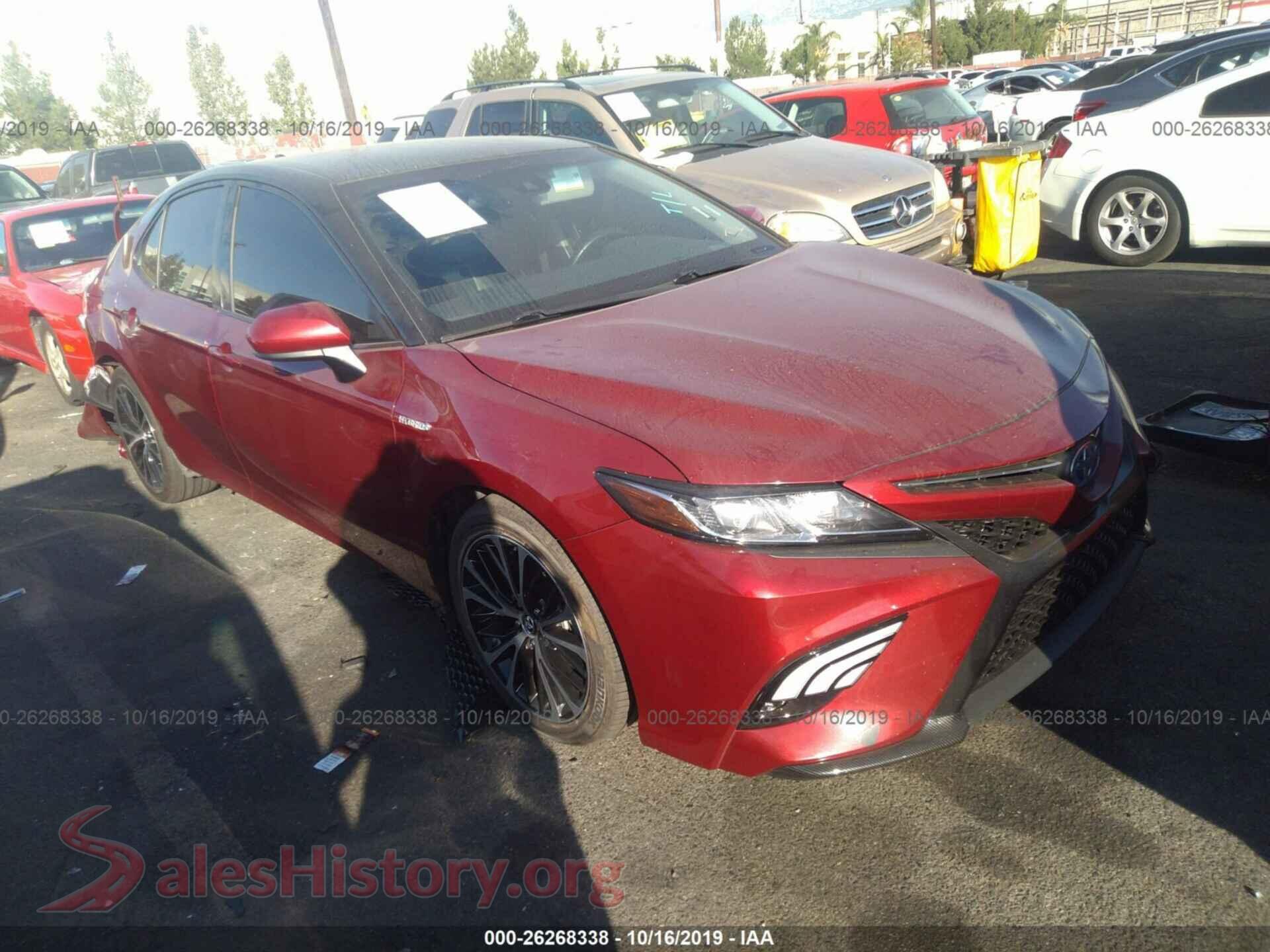 2018 TOYOTA CAMRY — VIN 4T1B21HK7JU500662