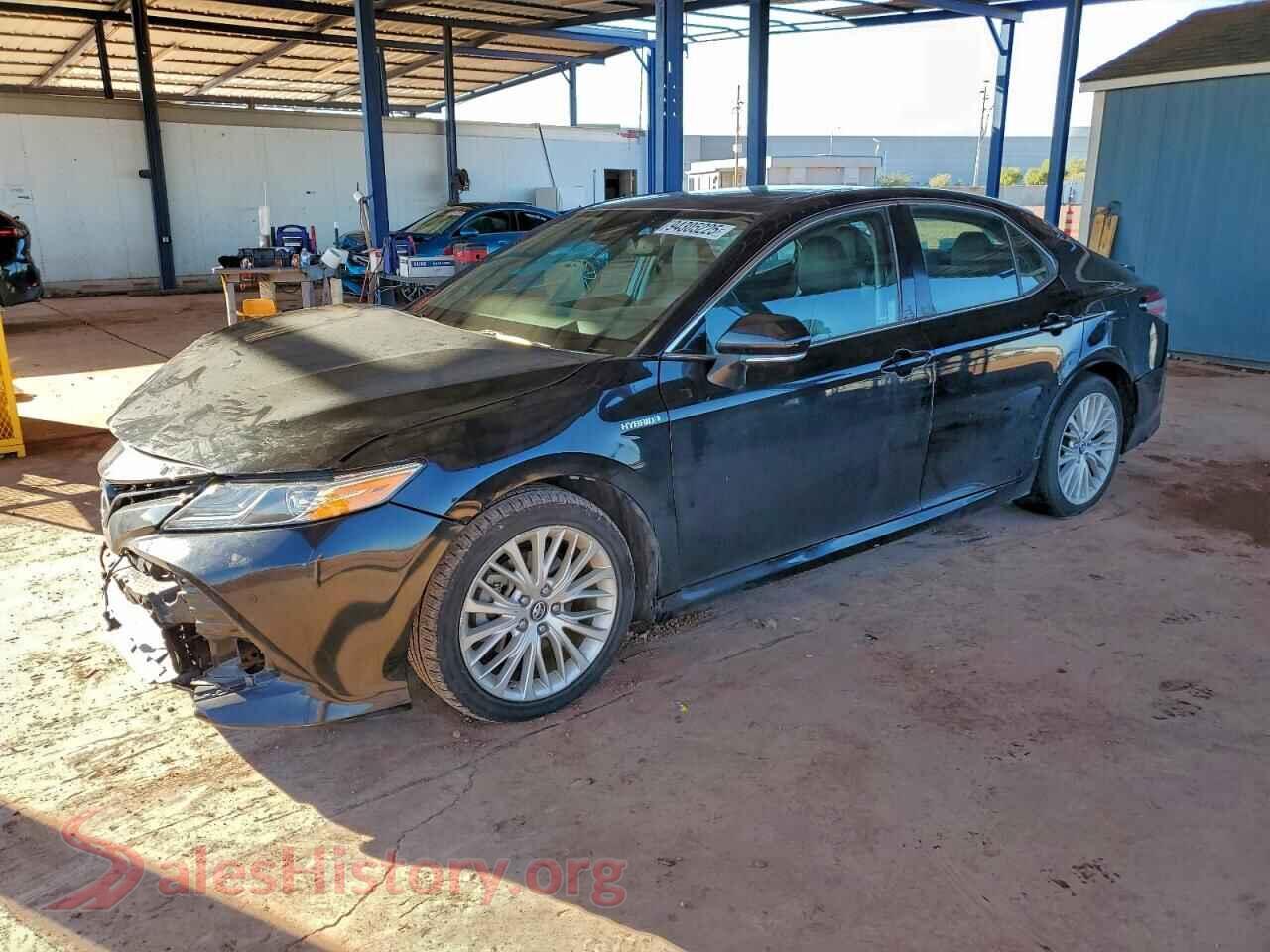 2019 TOYOTA CAMRY — VIN 4T1B21HK7KU010255