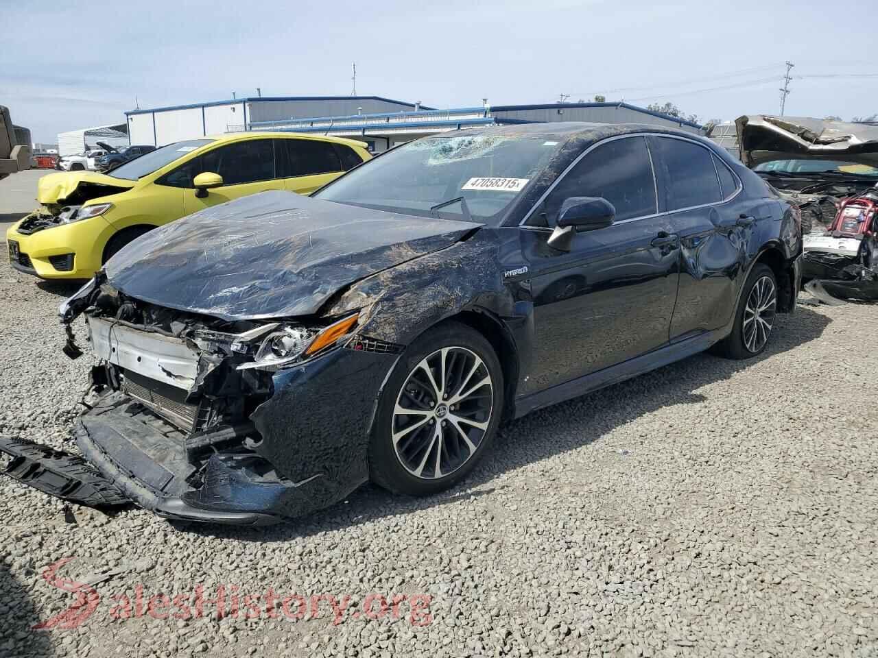 2019 TOYOTA CAMRY — VIN 4T1B21HK7KU521576