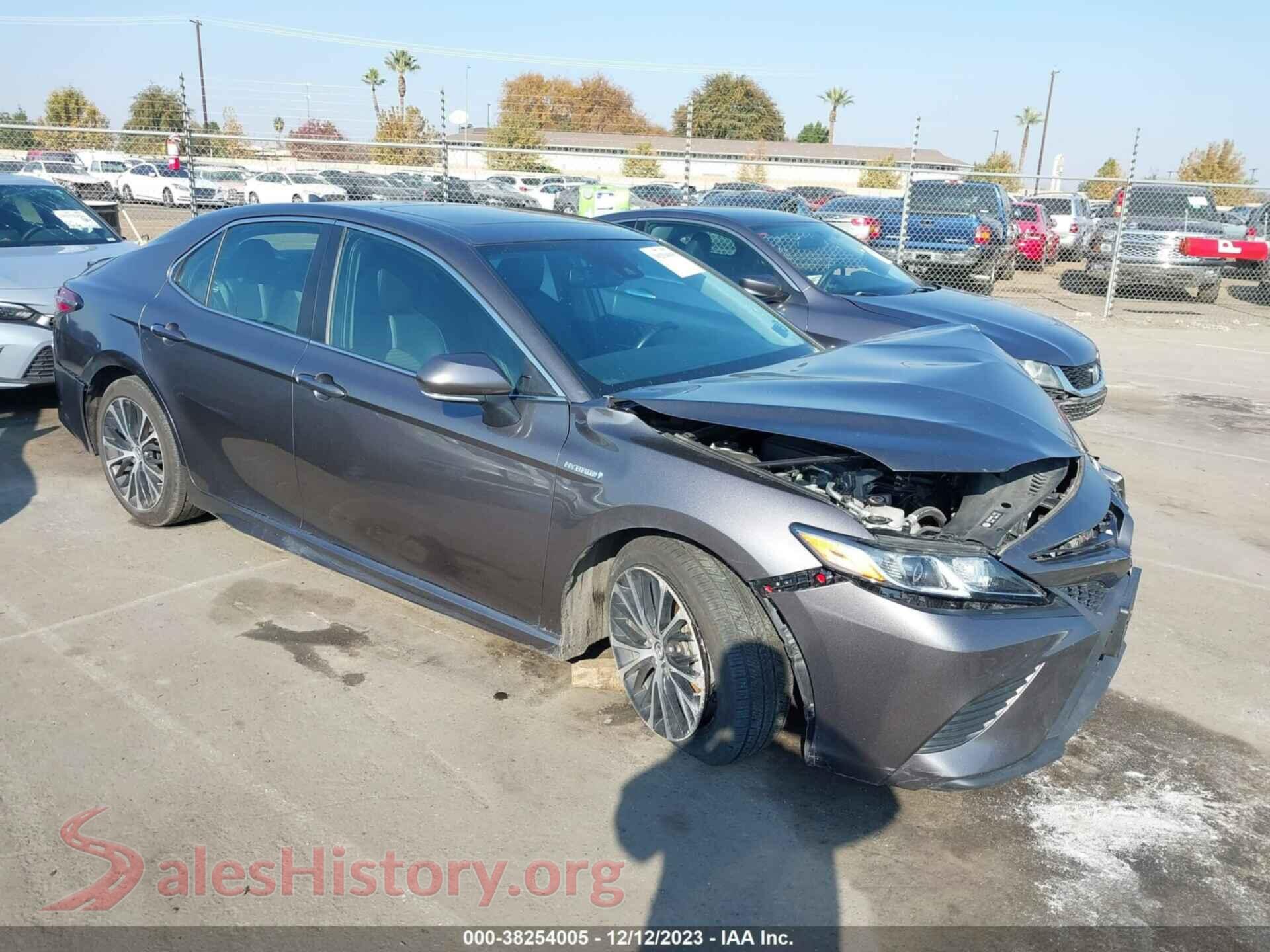 2018 TOYOTA CAMRY HYBRID — VIN 4T1B21HK8JU509225