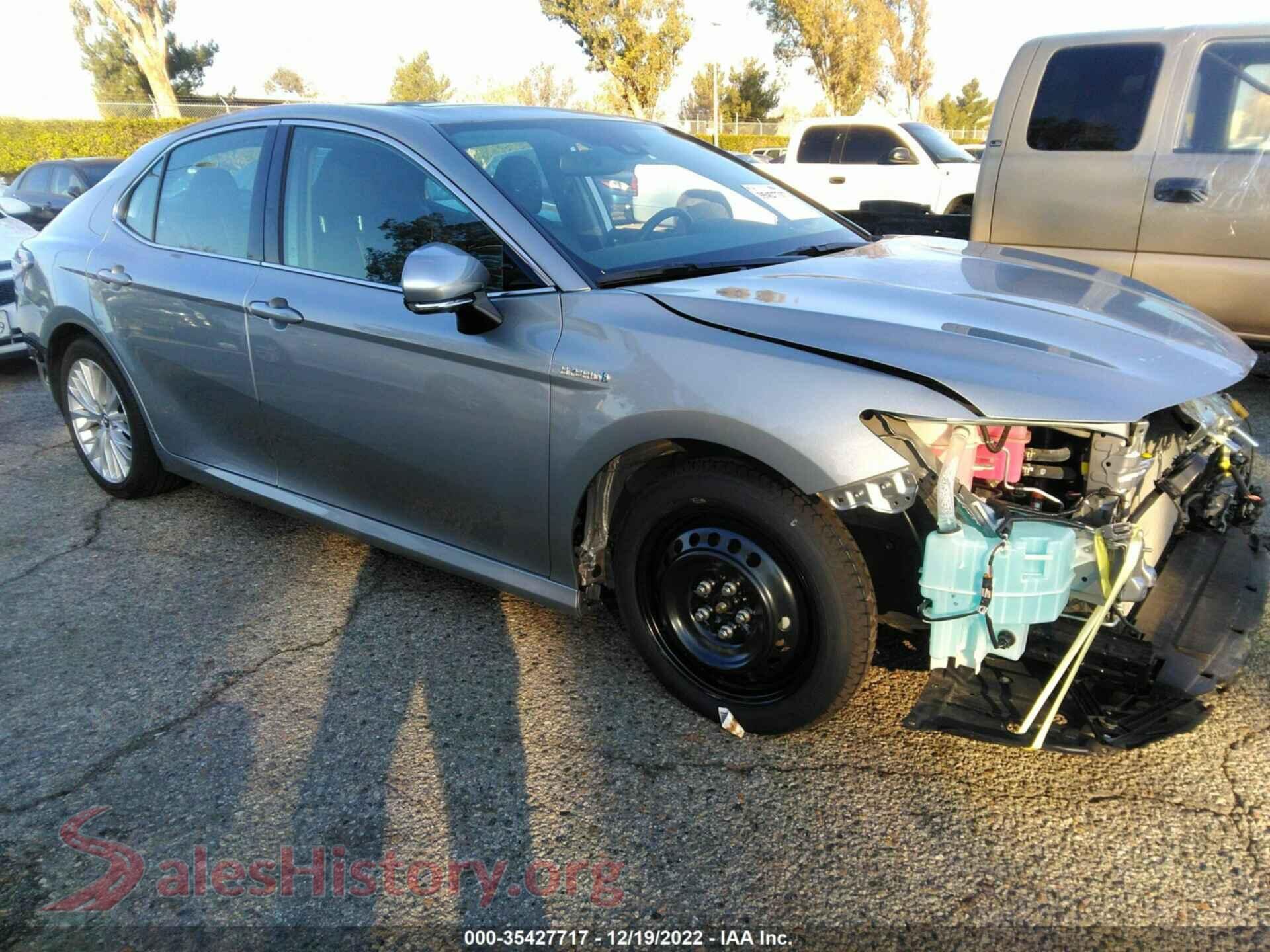 2019 TOYOTA CAMRY — VIN 4T1B21HK9KU515603