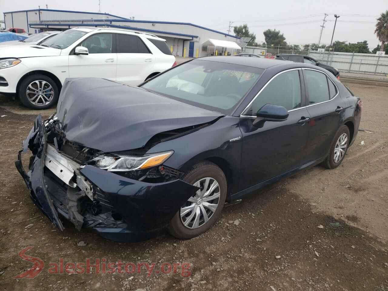 2019 TOYOTA CAMRY — VIN 4T1B31HK2KU008815