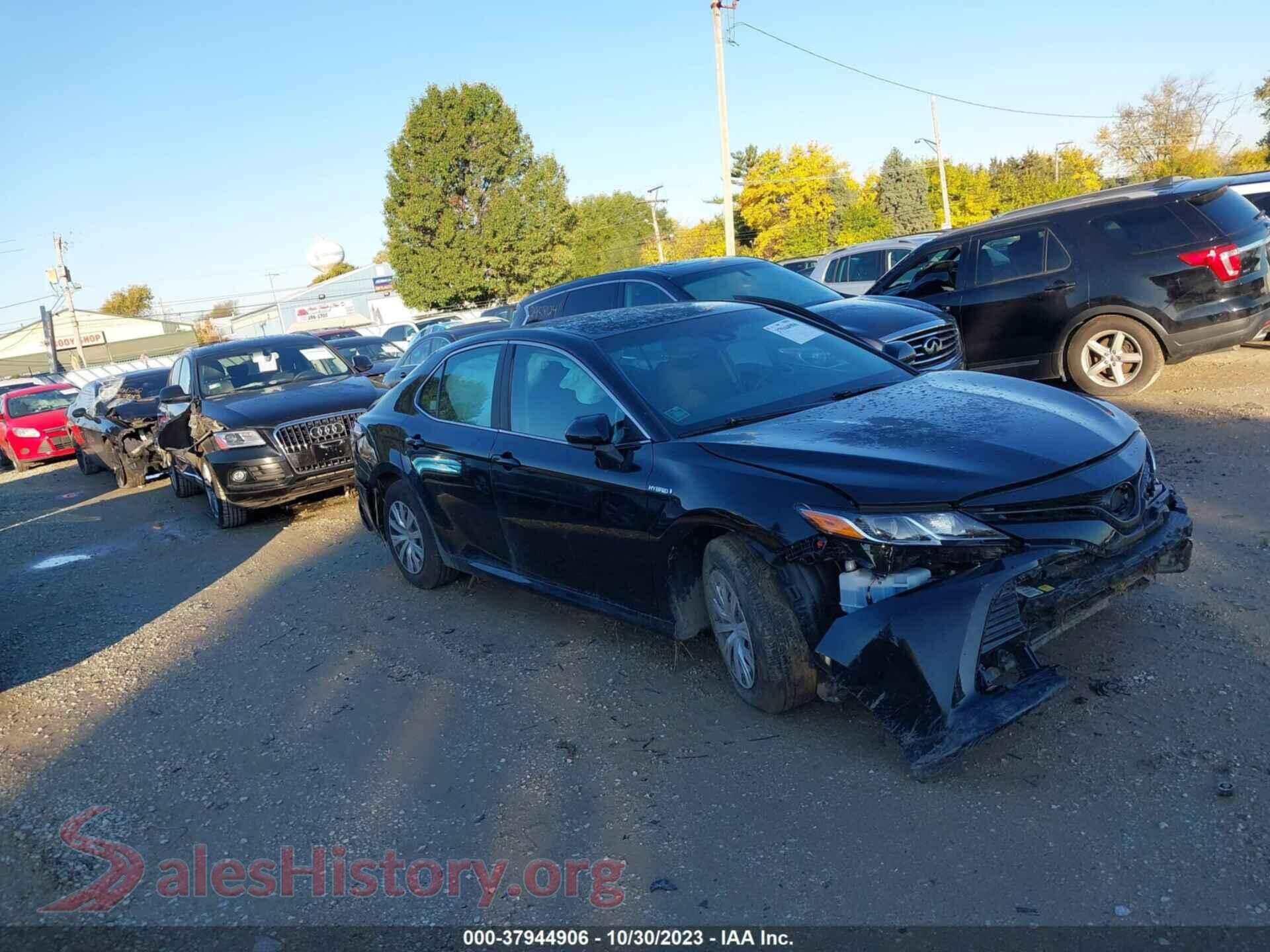 2018 TOYOTA CAMRY — VIN 4T1B31HK3JU507167