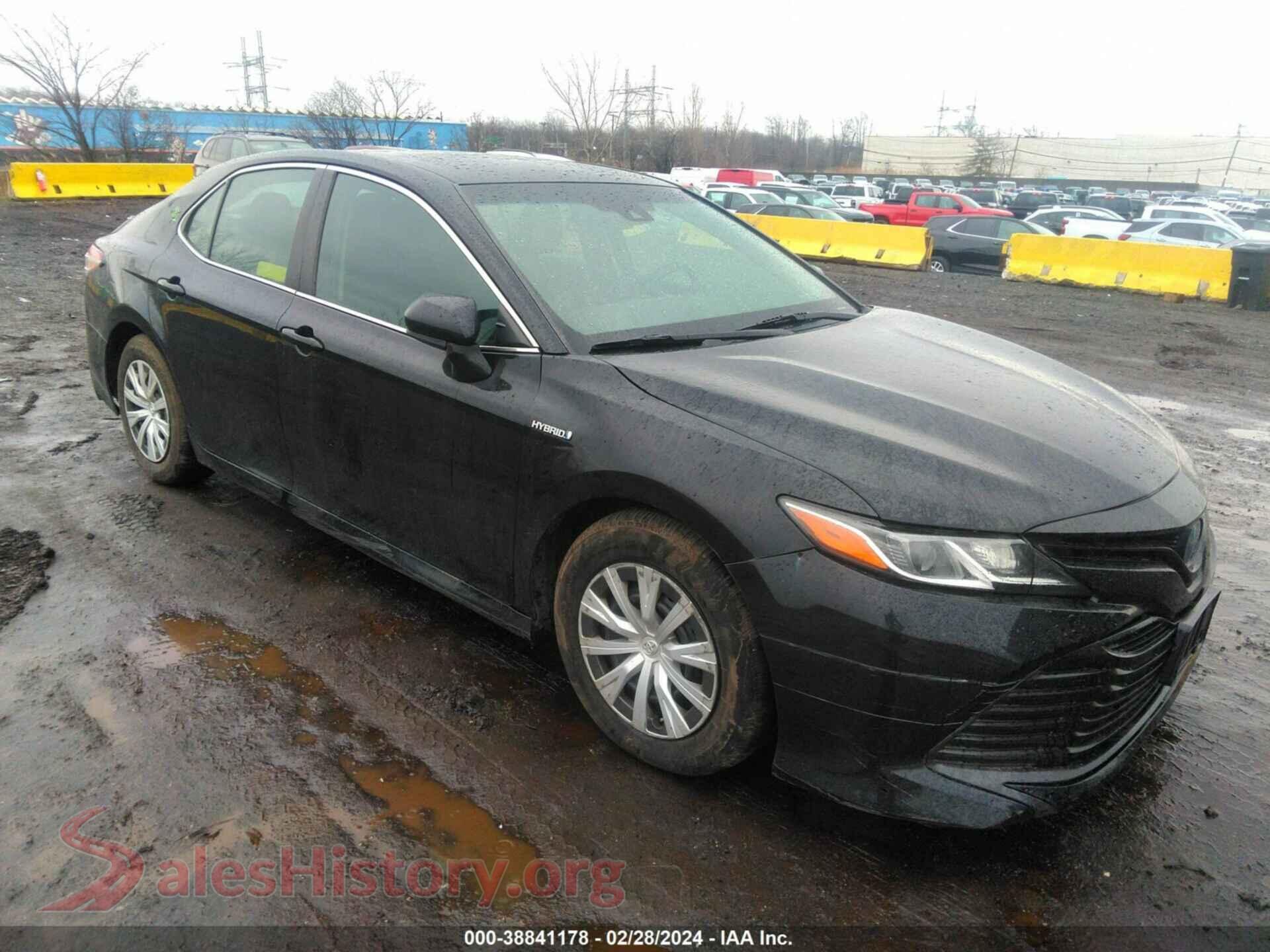 2018 TOYOTA CAMRY HYBRID — VIN 4T1B31HK5JU001100
