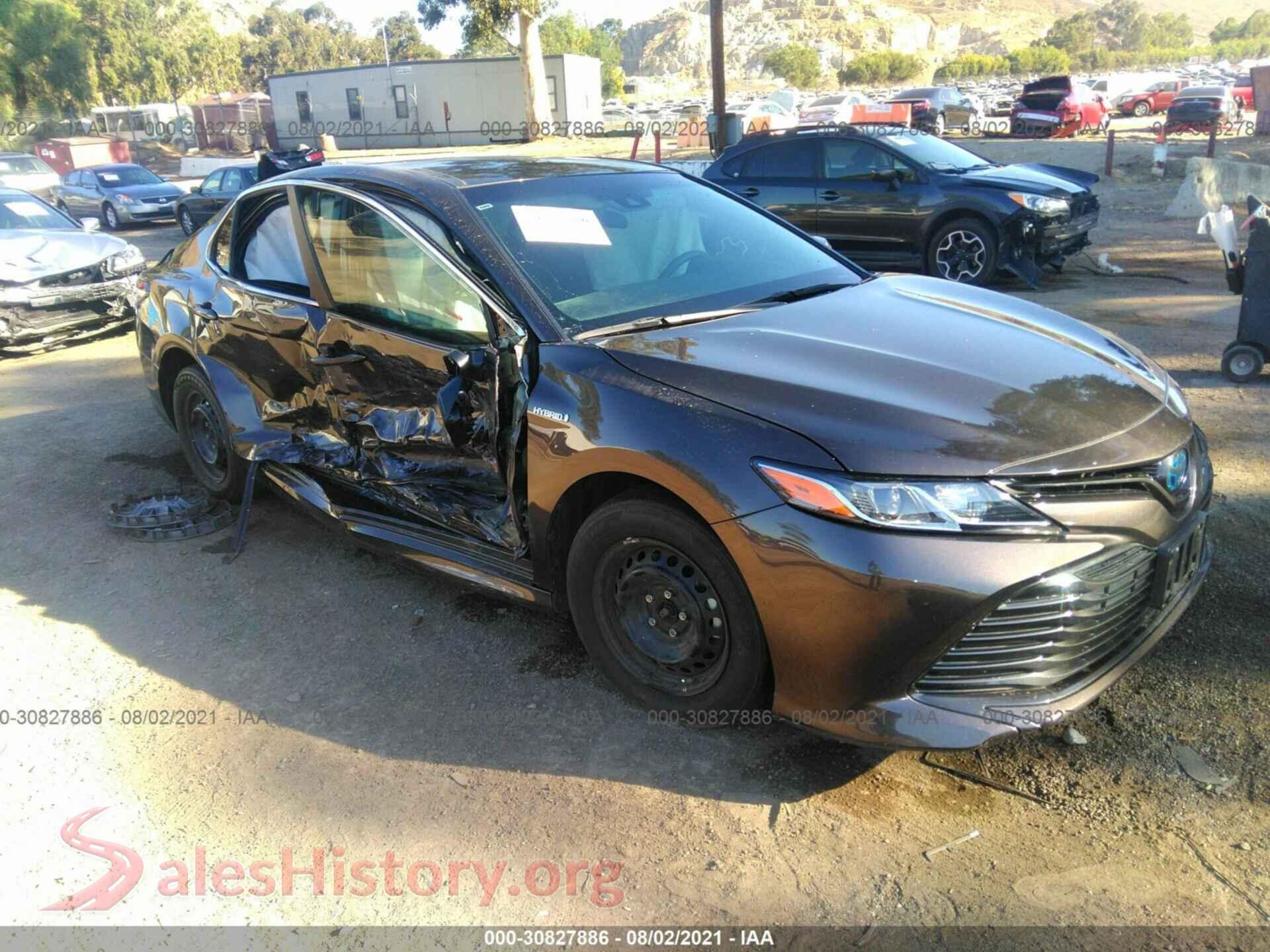 2018 TOYOTA CAMRY — VIN 4T1B31HK6JU501265