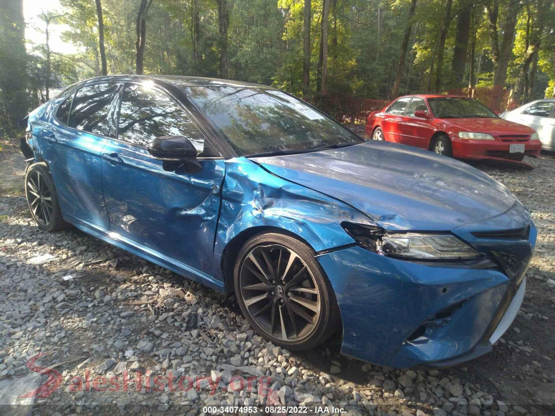 2018 TOYOTA CAMRY — VIN 4T1B61HK4JU142702