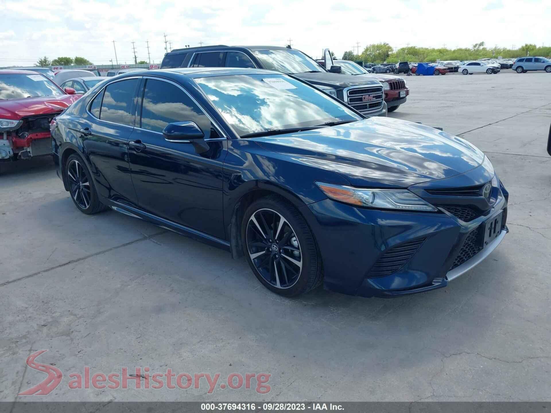 2019 TOYOTA CAMRY — VIN 4T1B61HK4KU692516