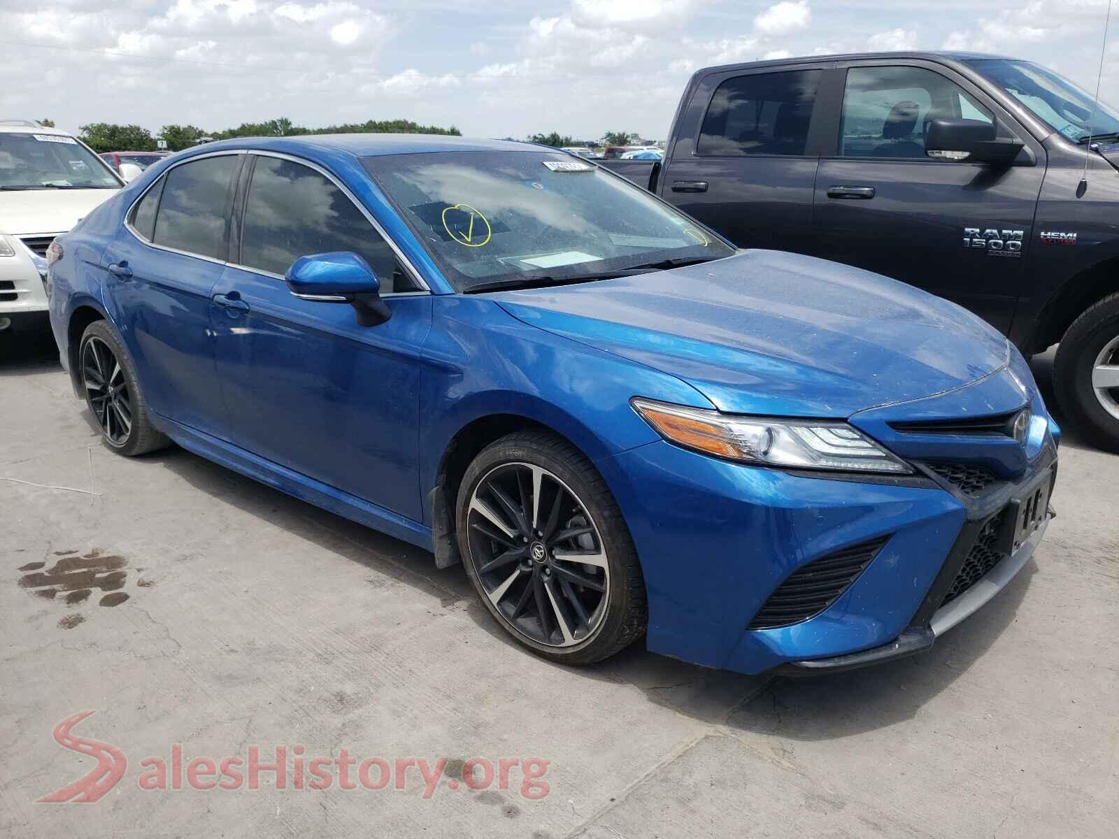2018 TOYOTA CAMRY — VIN 4T1B61HKXJU120722