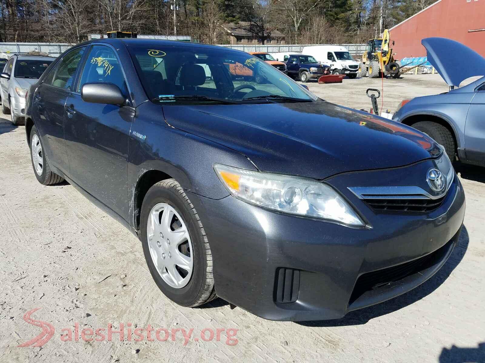 2010 TOYOTA CAMRY — VIN 4T1BB3EK7AU123444