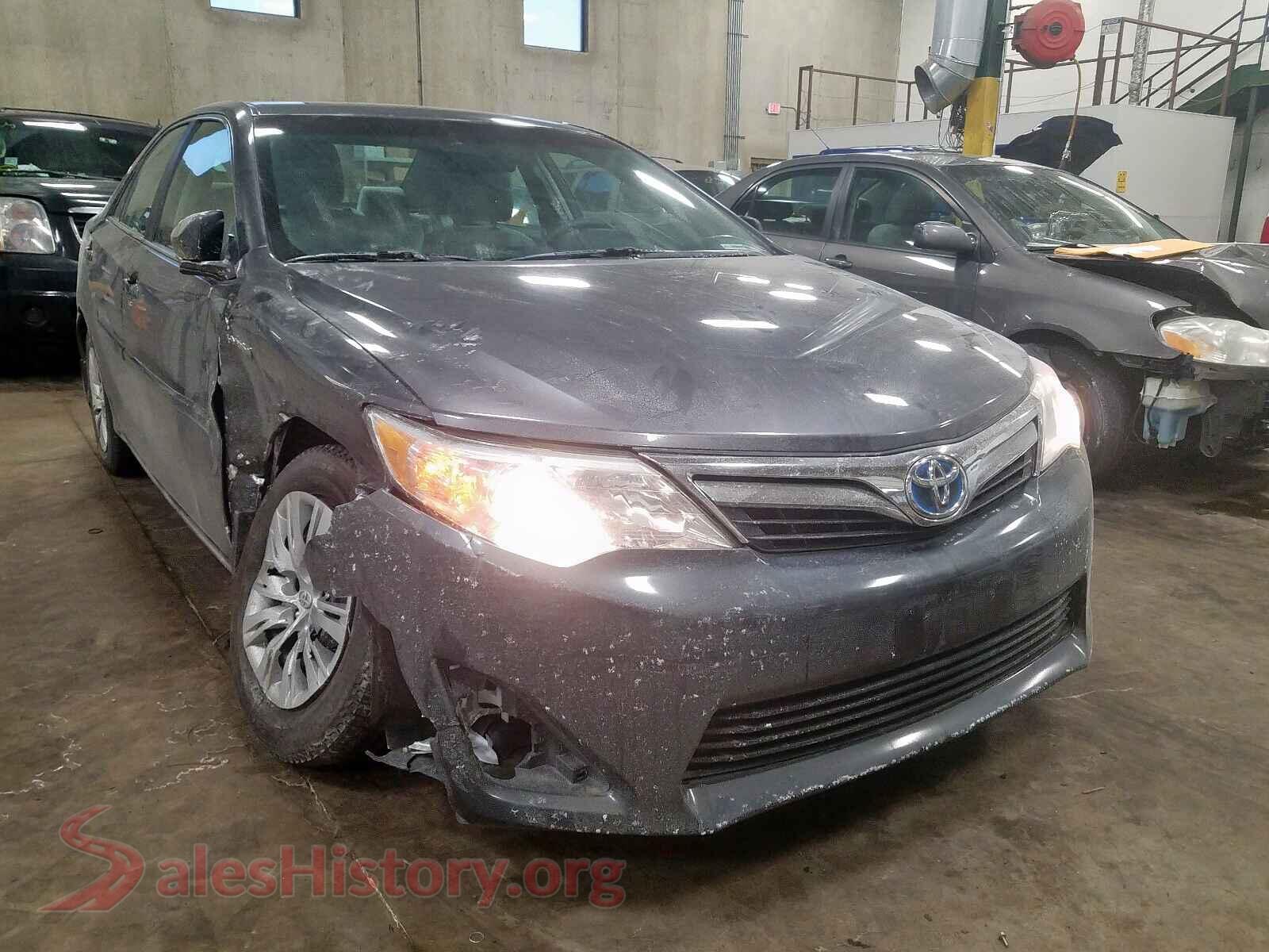 2013 TOYOTA CAMRY — VIN 4T1BD1FK1DU088076
