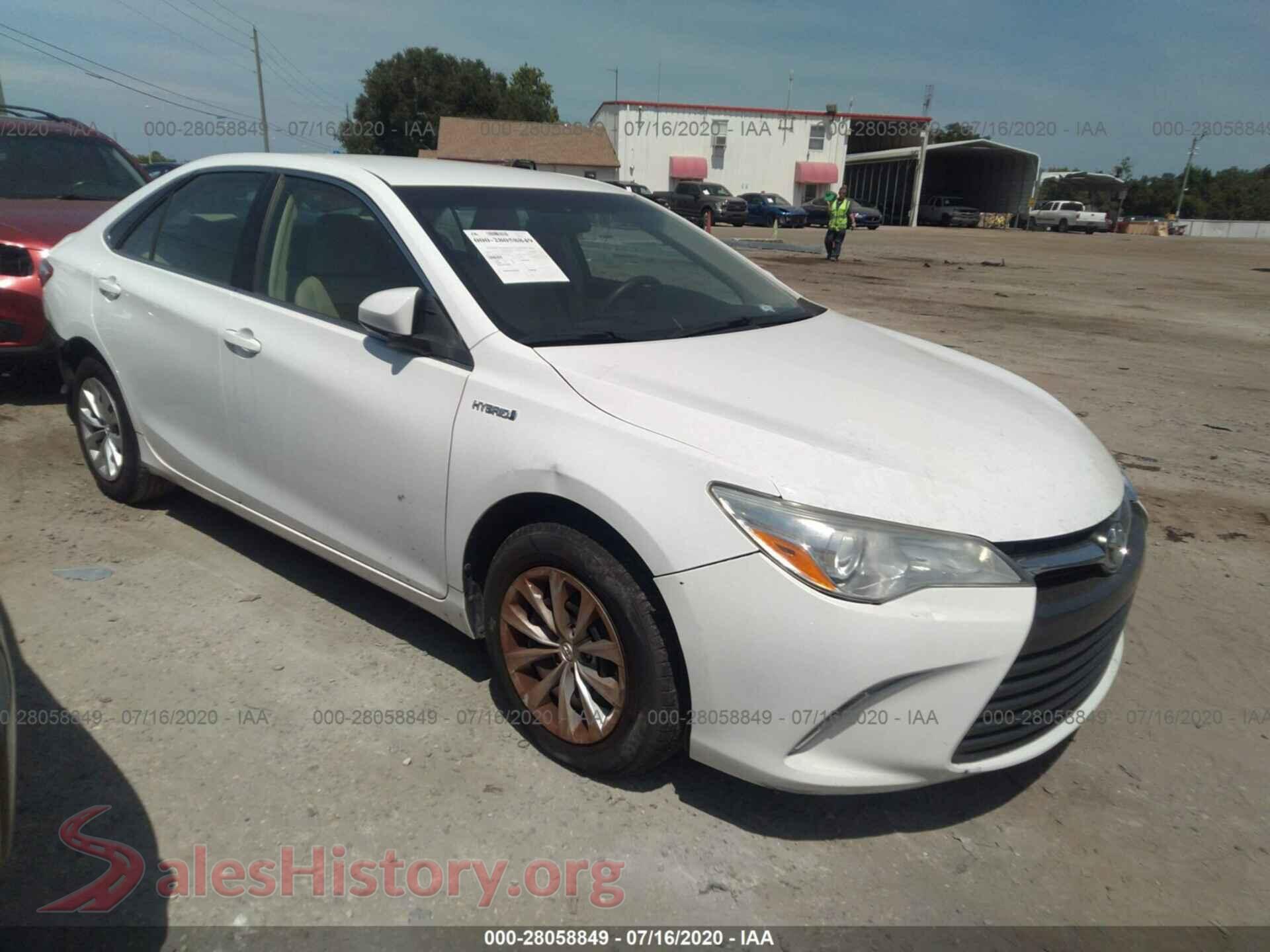 2015 TOYOTA CAMRY HYBRID — VIN 4T1BD1FK1FU168612