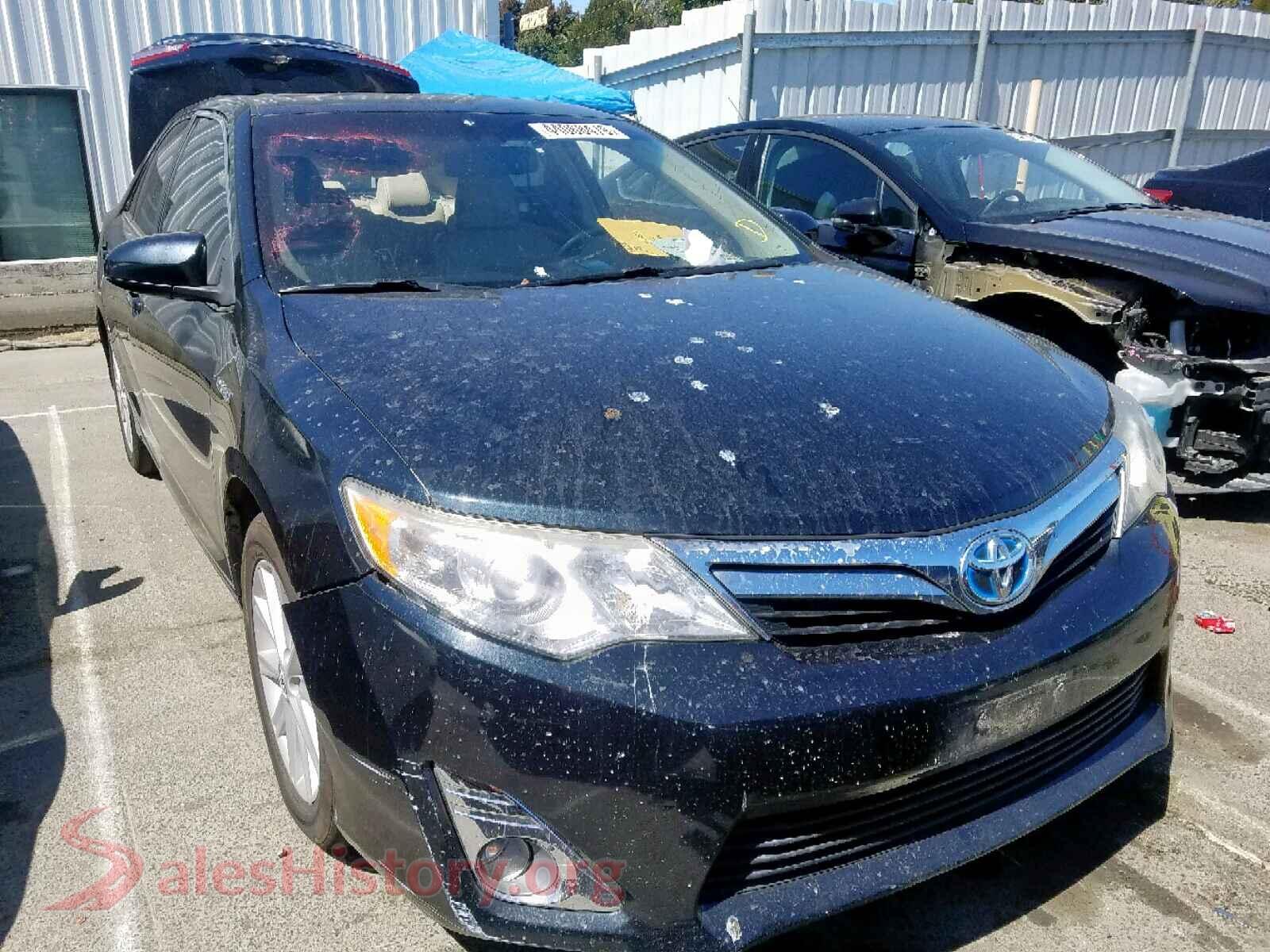 2013 TOYOTA CAMRY — VIN 4T1BD1FK2DU074915