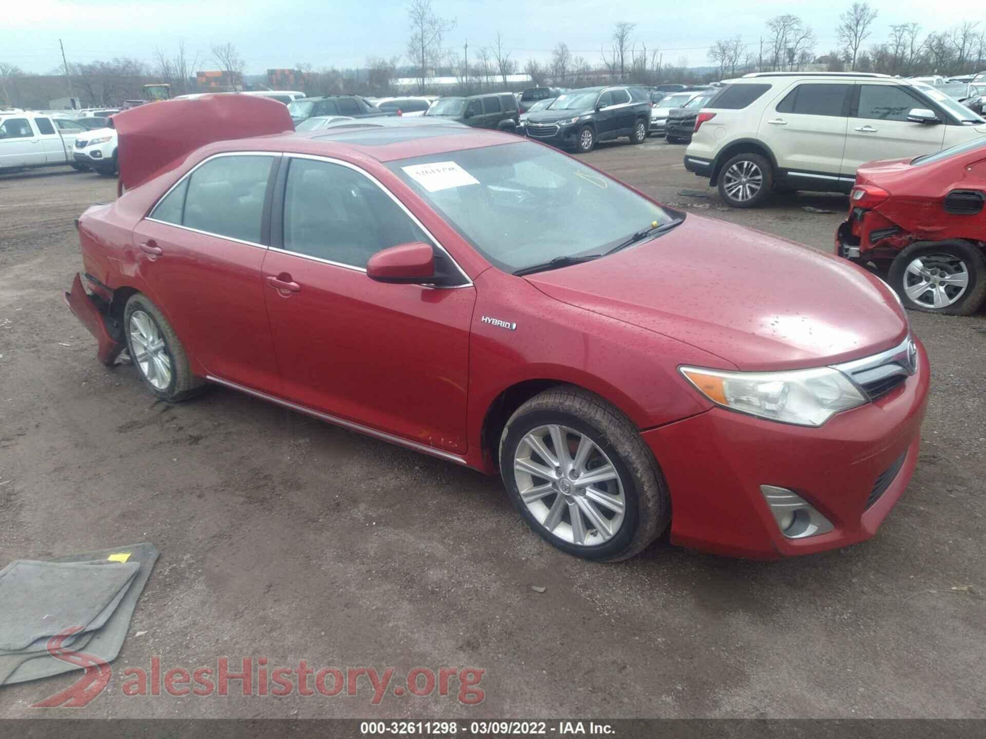 2013 TOYOTA CAMRY HYBRID — VIN 4T1BD1FK4DU076102