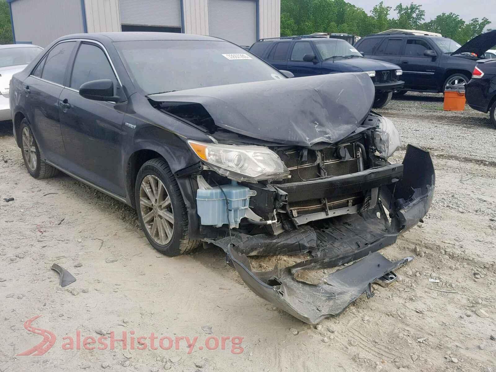 2013 TOYOTA CAMRY — VIN 4T1BD1FK5DU071443