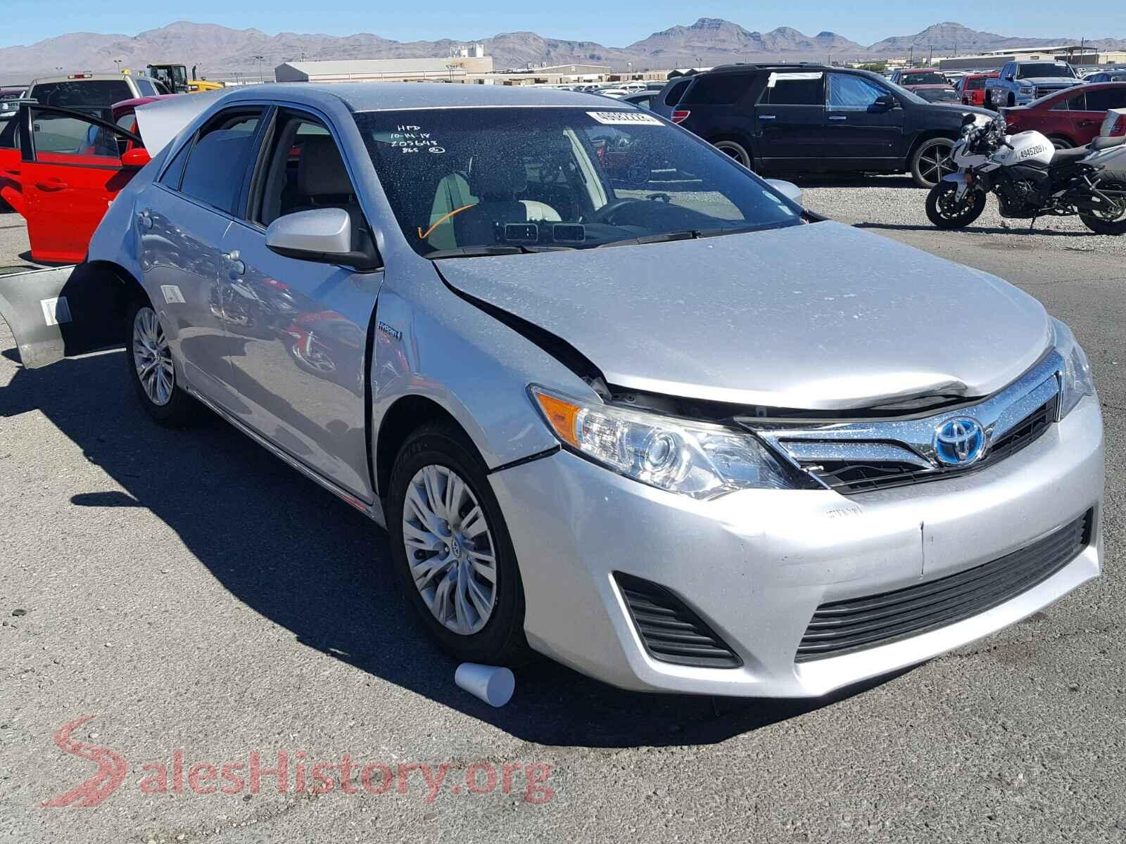 2013 TOYOTA CAMRY — VIN 4T1BD1FK5DU084063