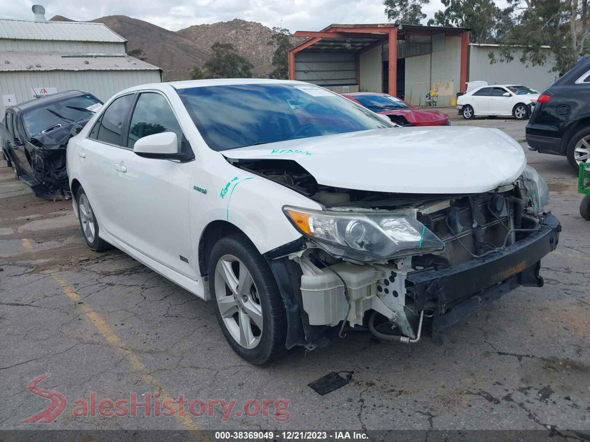 2014 TOYOTA CAMRY — VIN 4T1BD1FK7EU137587