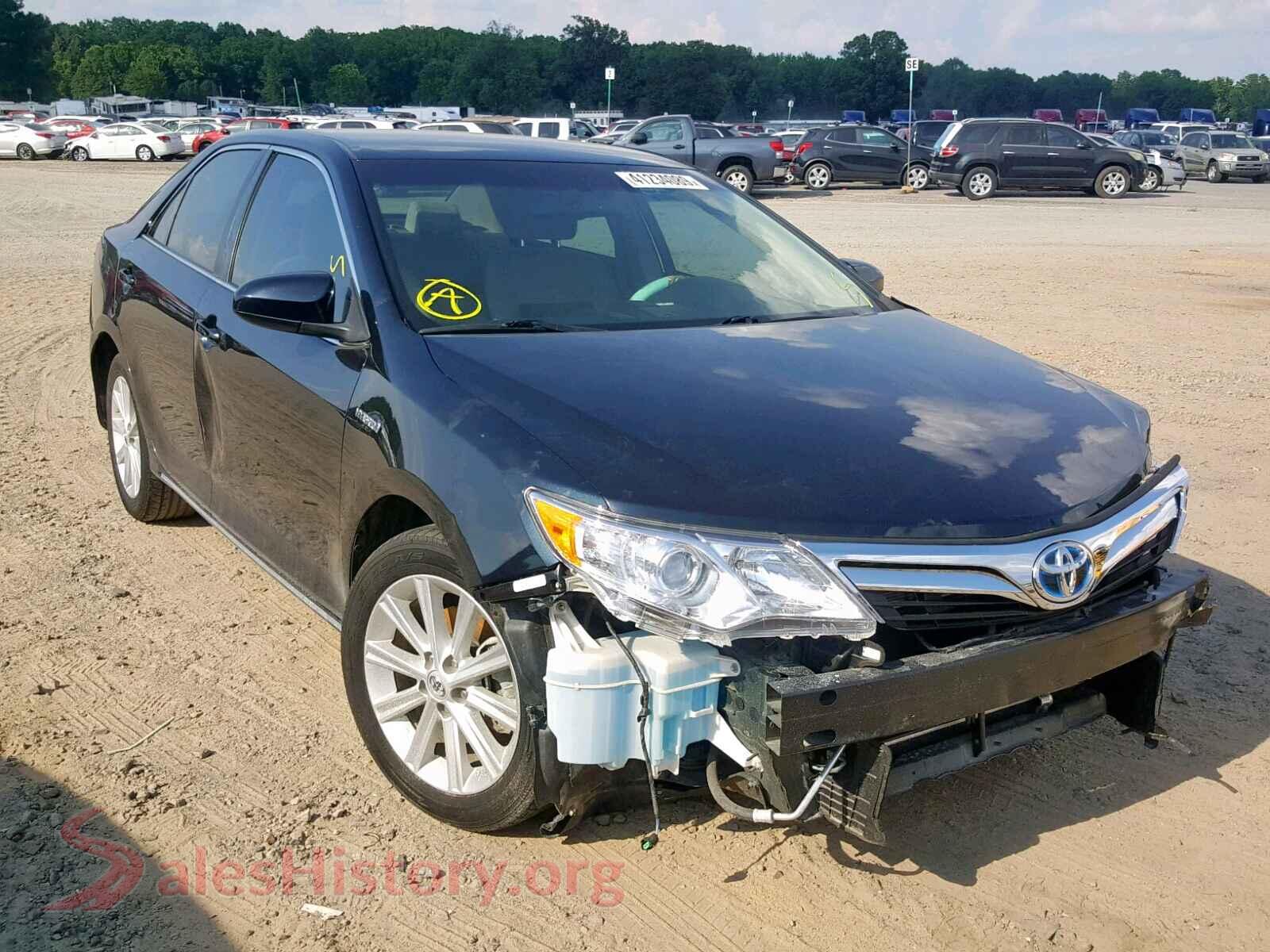 2012 TOYOTA CAMRY — VIN 4T1BD1FK8CU015379