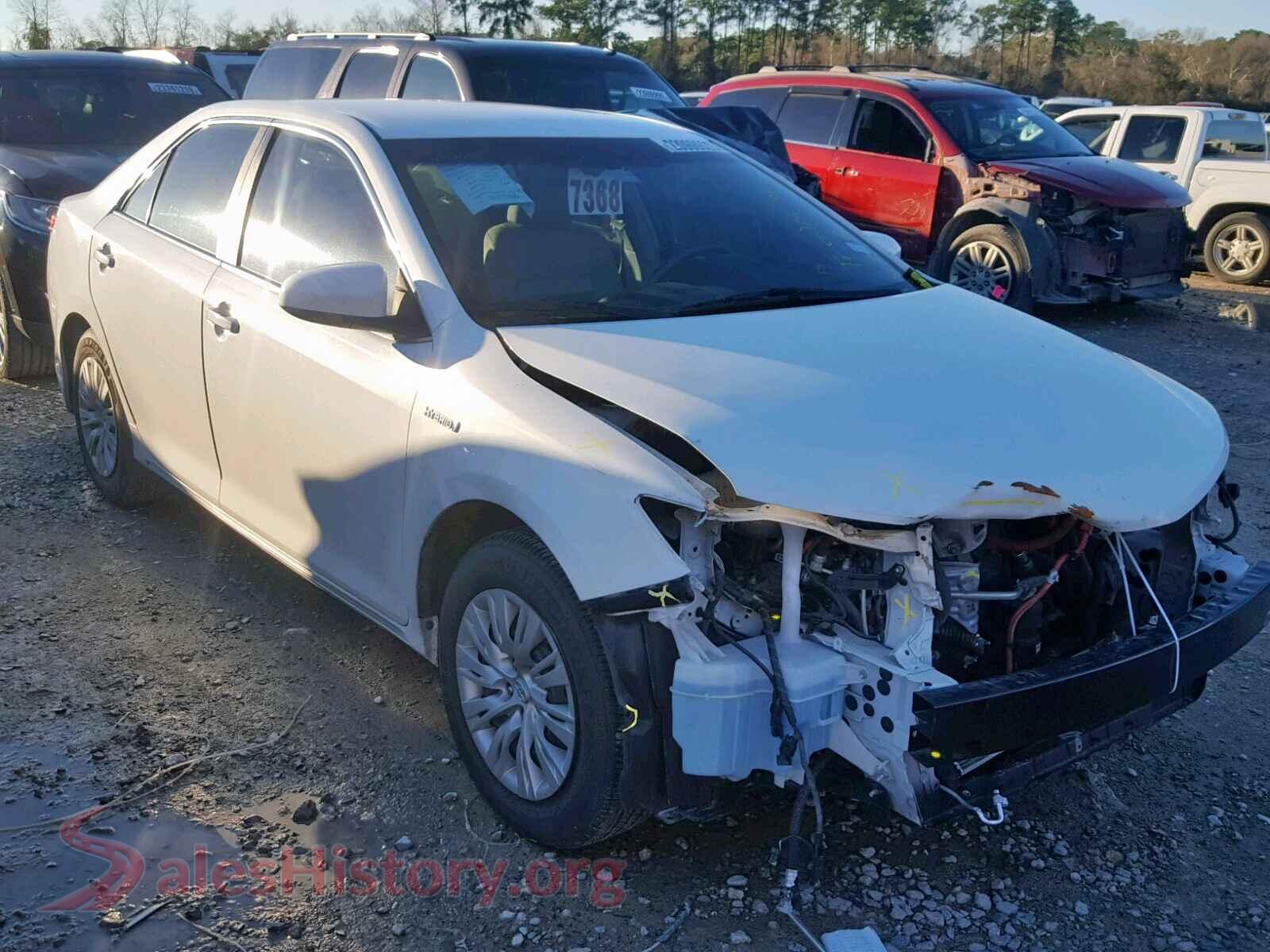 2013 TOYOTA CAMRY — VIN 4T1BD1FK8DU071646