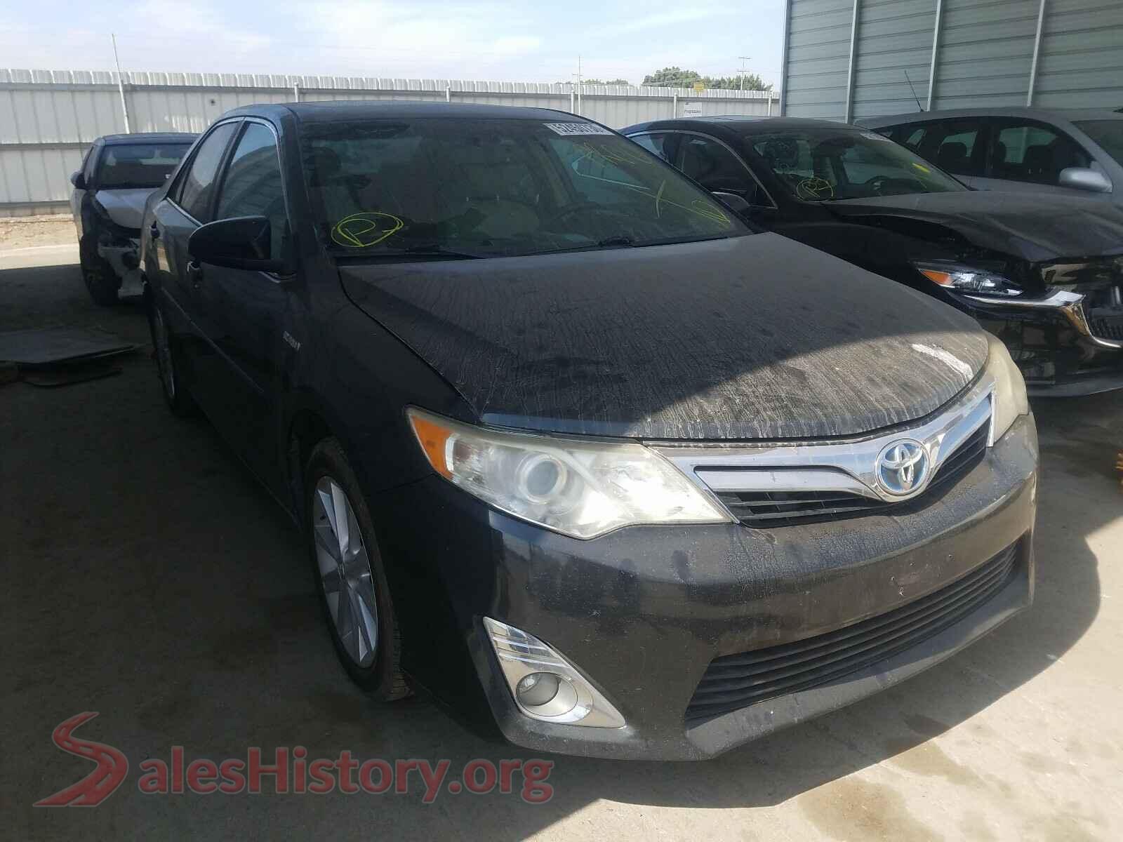 2013 TOYOTA CAMRY — VIN 4T1BD1FK8DU072022