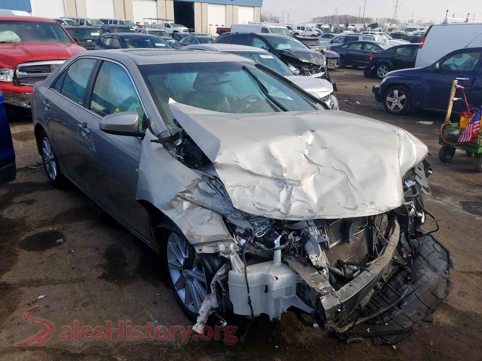 2013 TOYOTA CAMRY — VIN 4T1BD1FK9DU074538