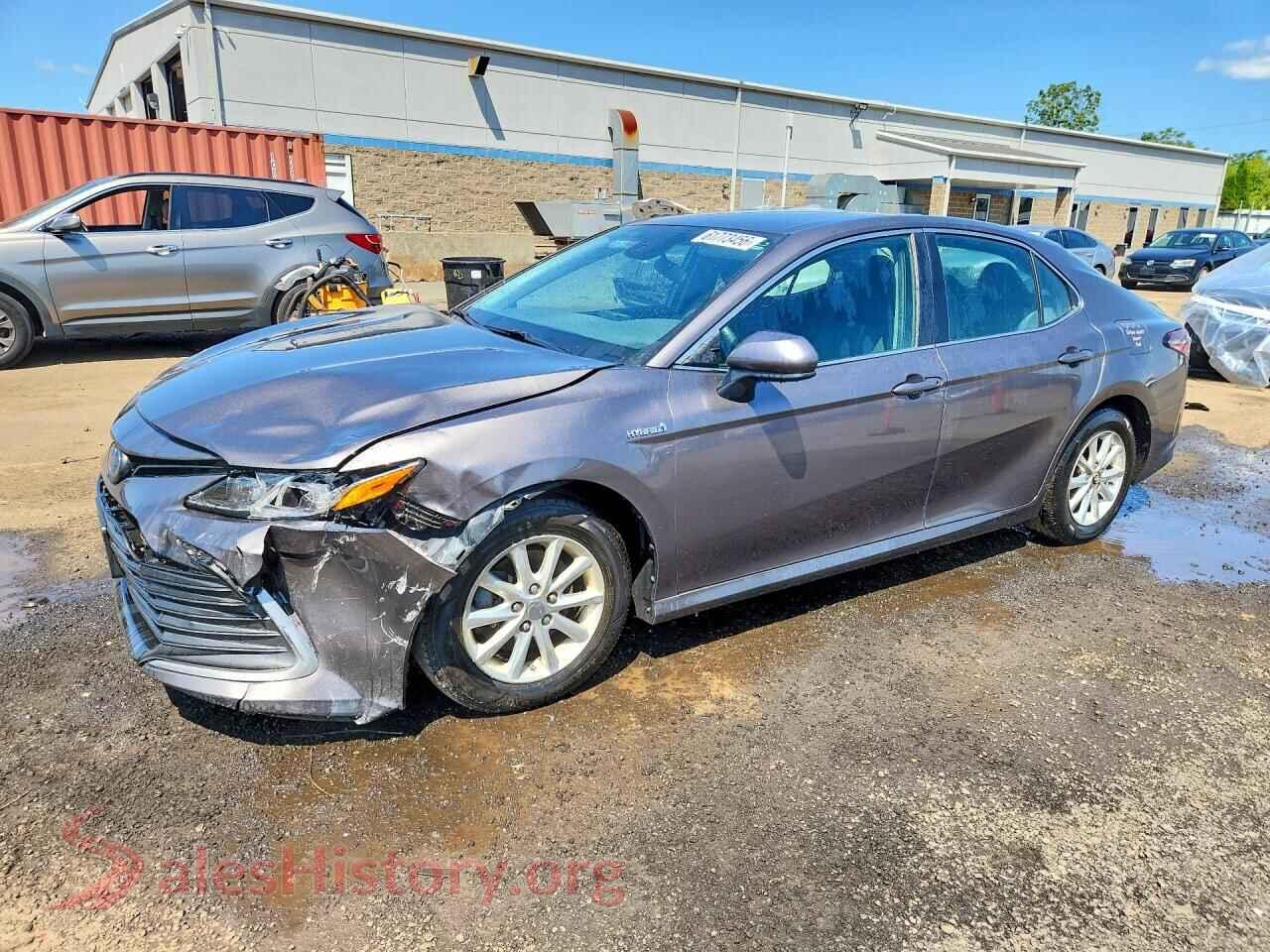 2021 TOYOTA CAMRY — VIN 4T1C31AK3MU561488