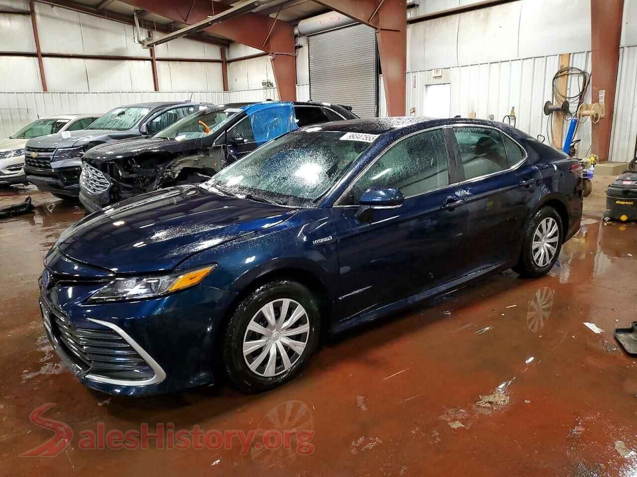 2021 TOYOTA CAMRY SOLA — VIN 4T1C31AK5MU560441