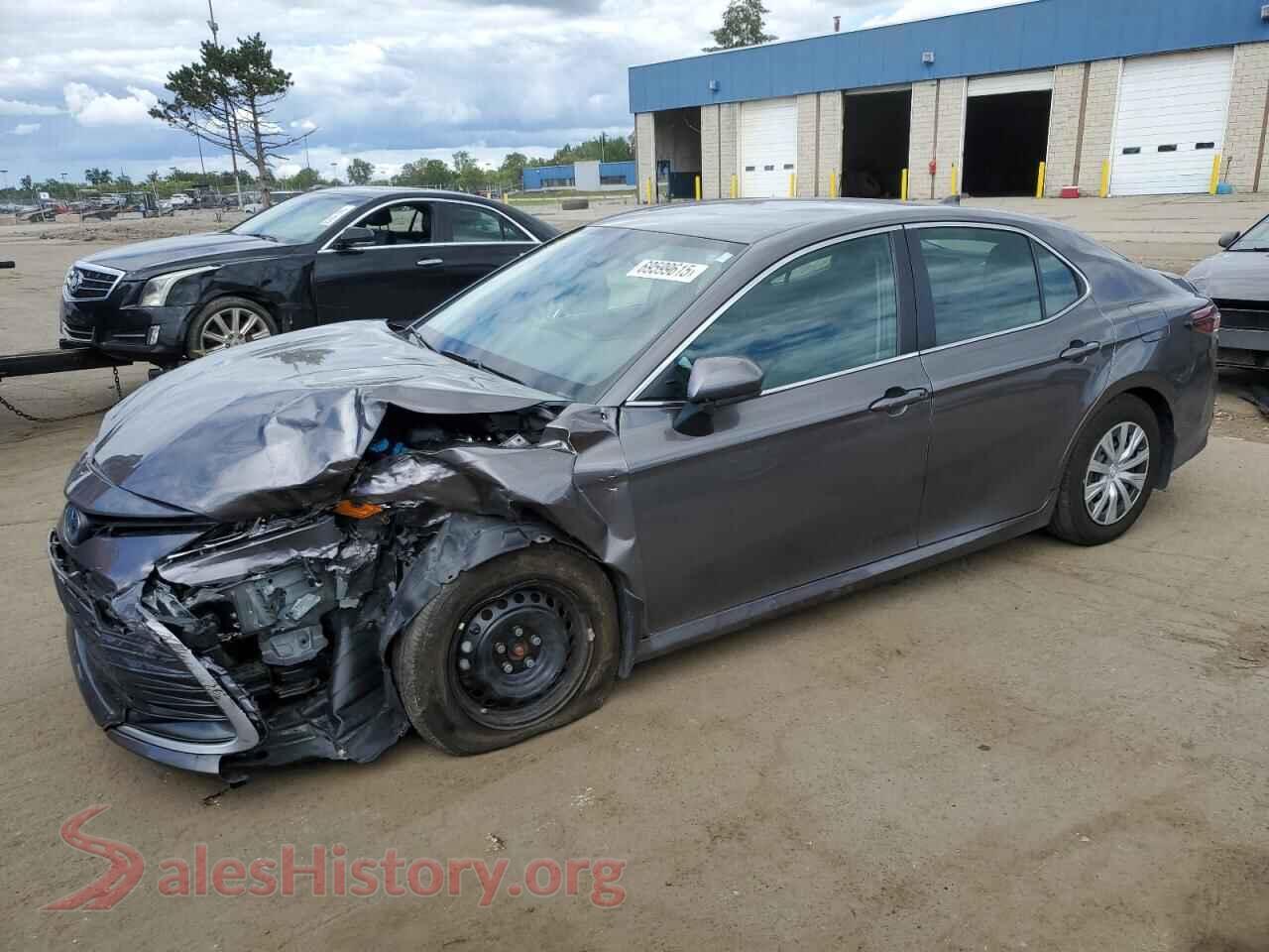 2022 TOYOTA CAMRY — VIN 4T1C31AK8NU599204