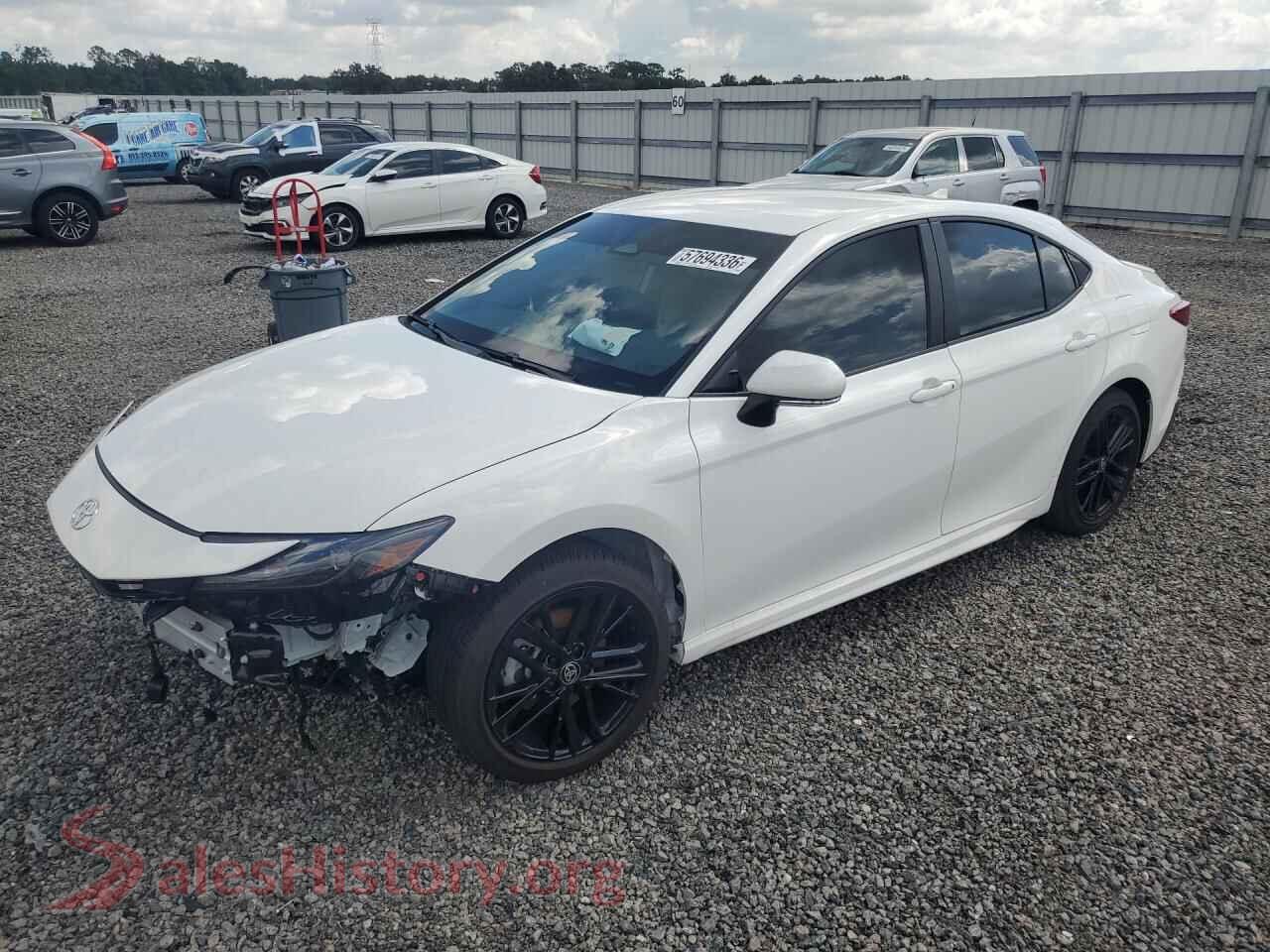 2026 TOYOTA CAMRY — VIN 4T1DAACK0TU254205