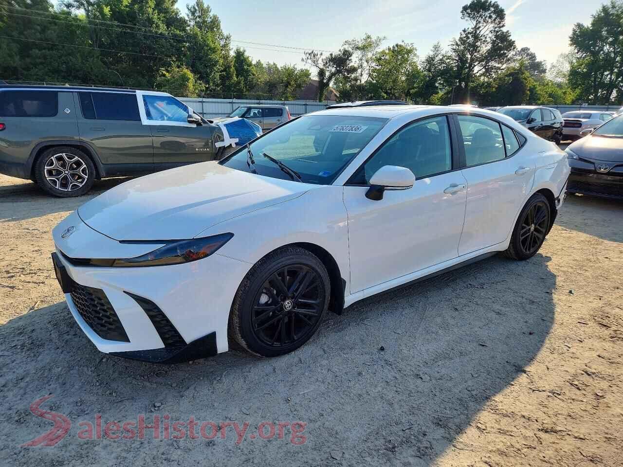 2026 TOYOTA CAMRY — VIN 4T1DAACK0TU256097