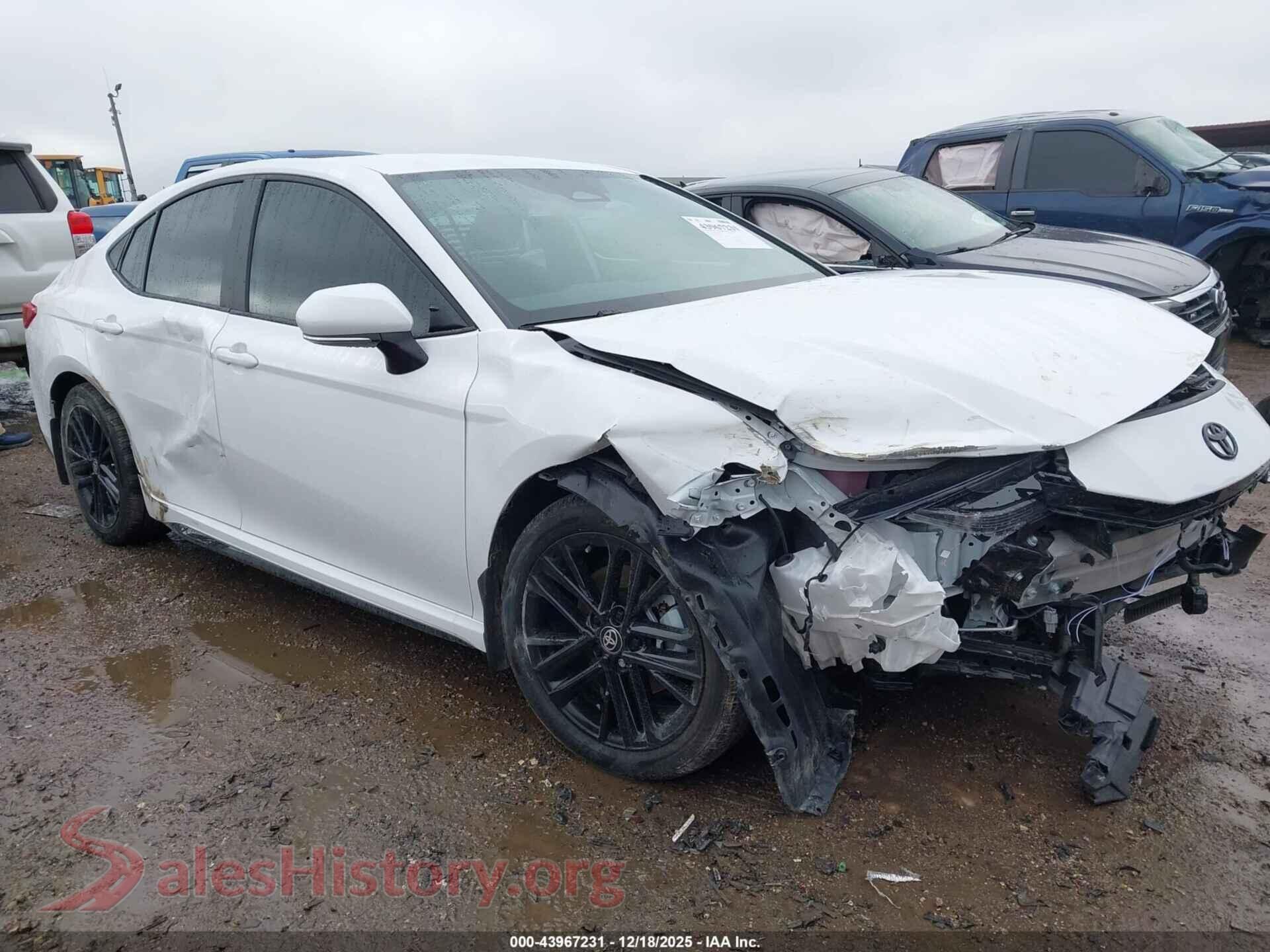 2026 TOYOTA CAMRY — VIN 4T1DAACK0TU658234