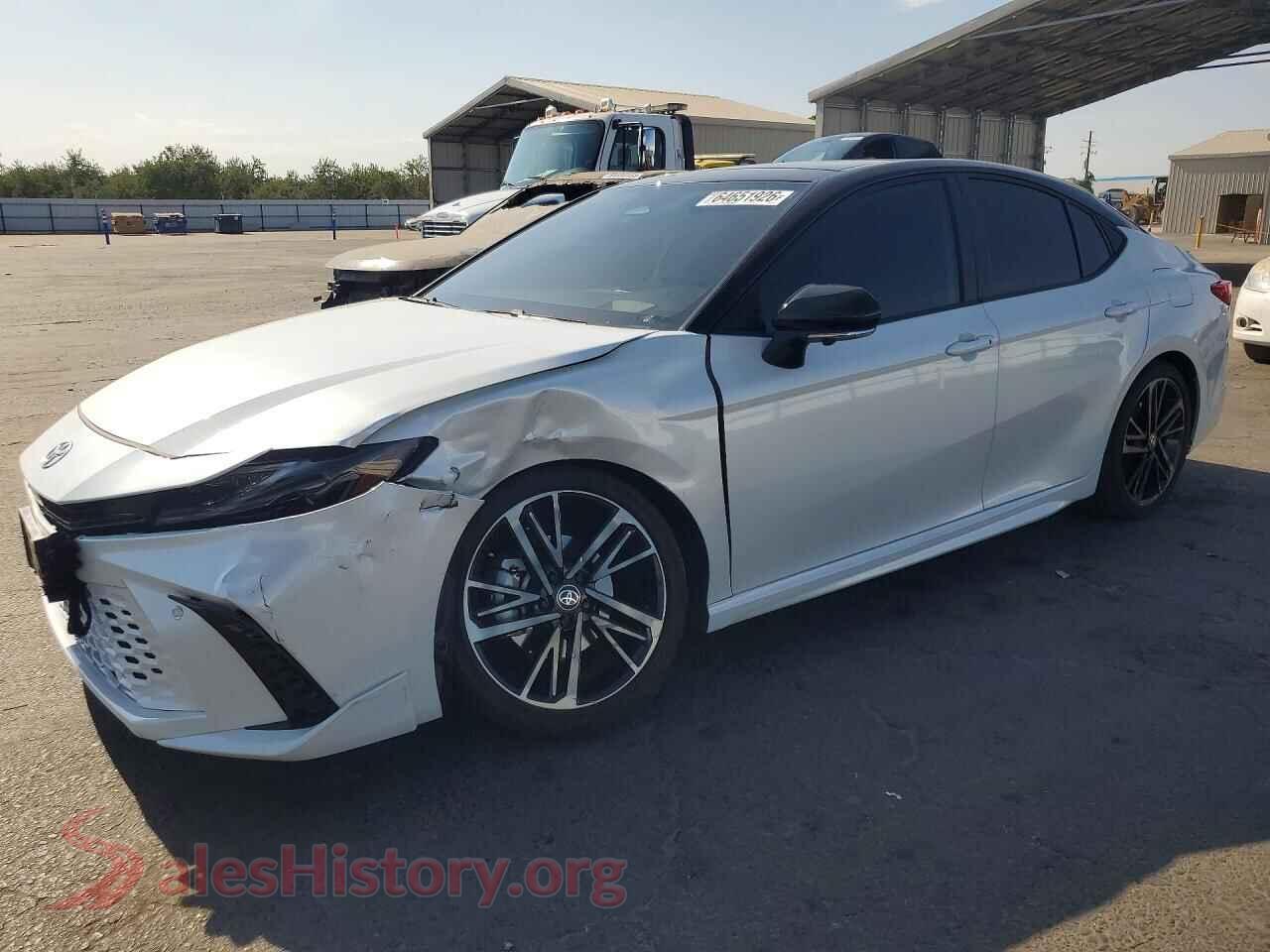 2026 TOYOTA CAMRY — VIN 4T1DAACK1TU292459