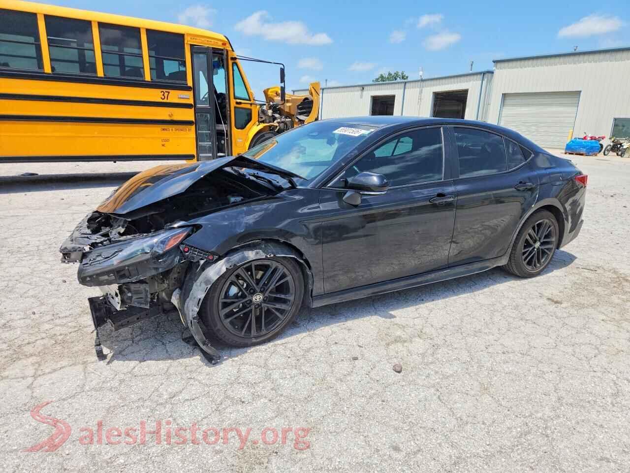 2025 TOYOTA CAMRY — VIN 4T1DAACK2SU036331