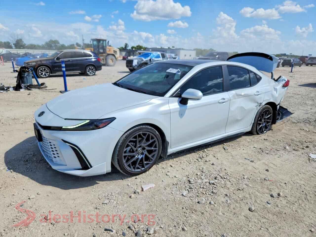 2025 TOYOTA CAMRY — VIN 4T1DAACK2SU151818