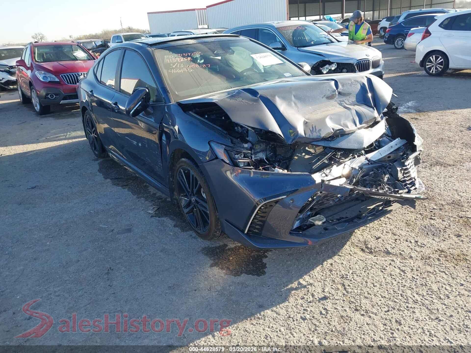2026 TOYOTA CAMRY — VIN 4T1DAACK2TU688187