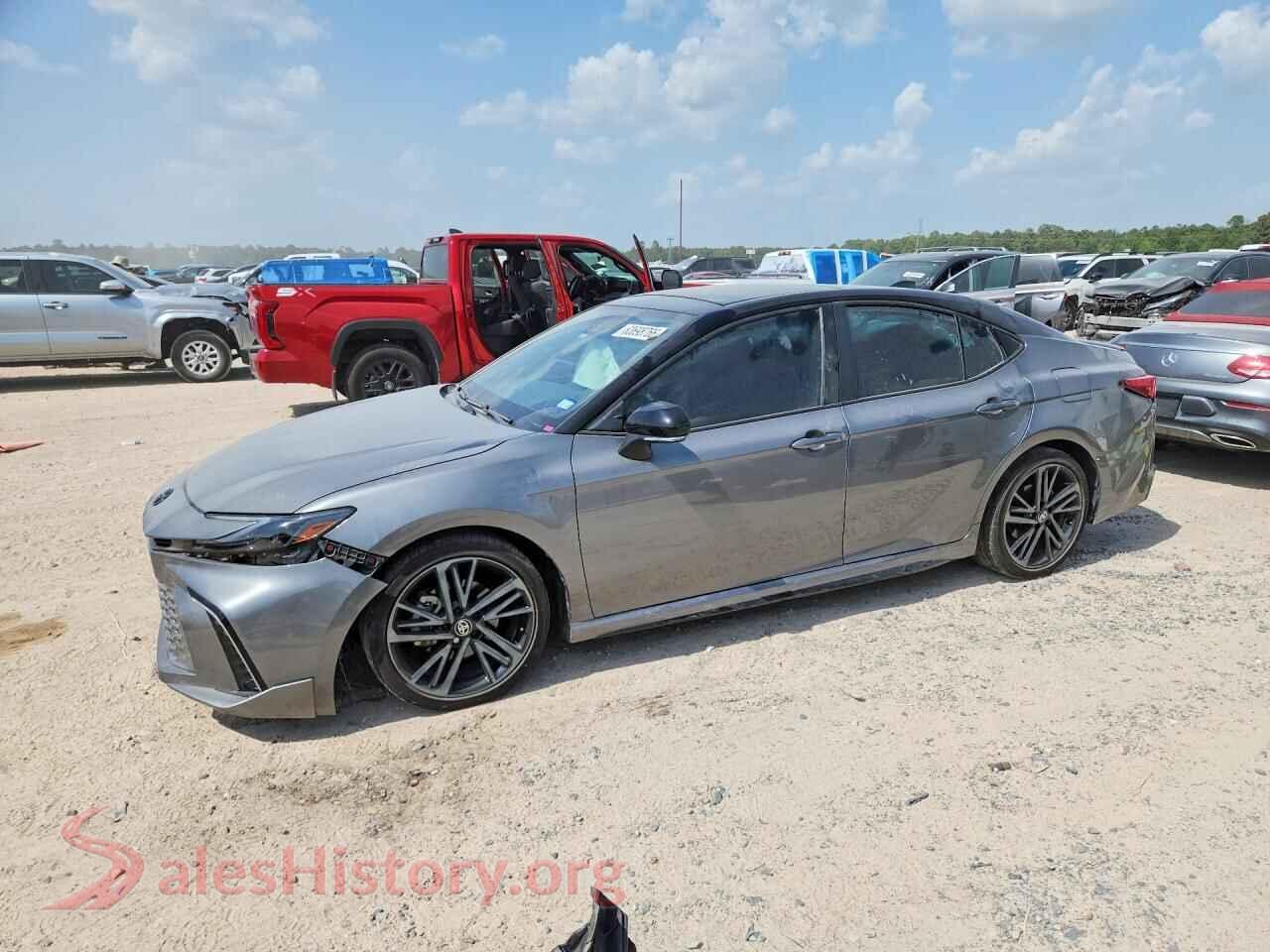 2026 TOYOTA CAMRY — VIN 4T1DAACK4TU275851