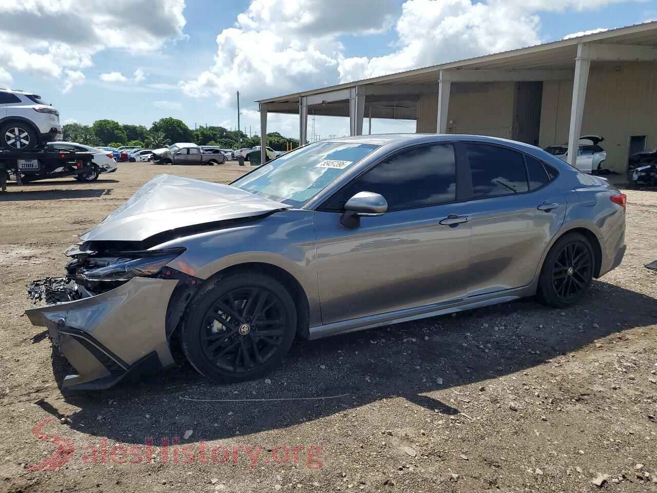 2025 TOYOTA CAMRY — VIN 4T1DAACK5SU638463