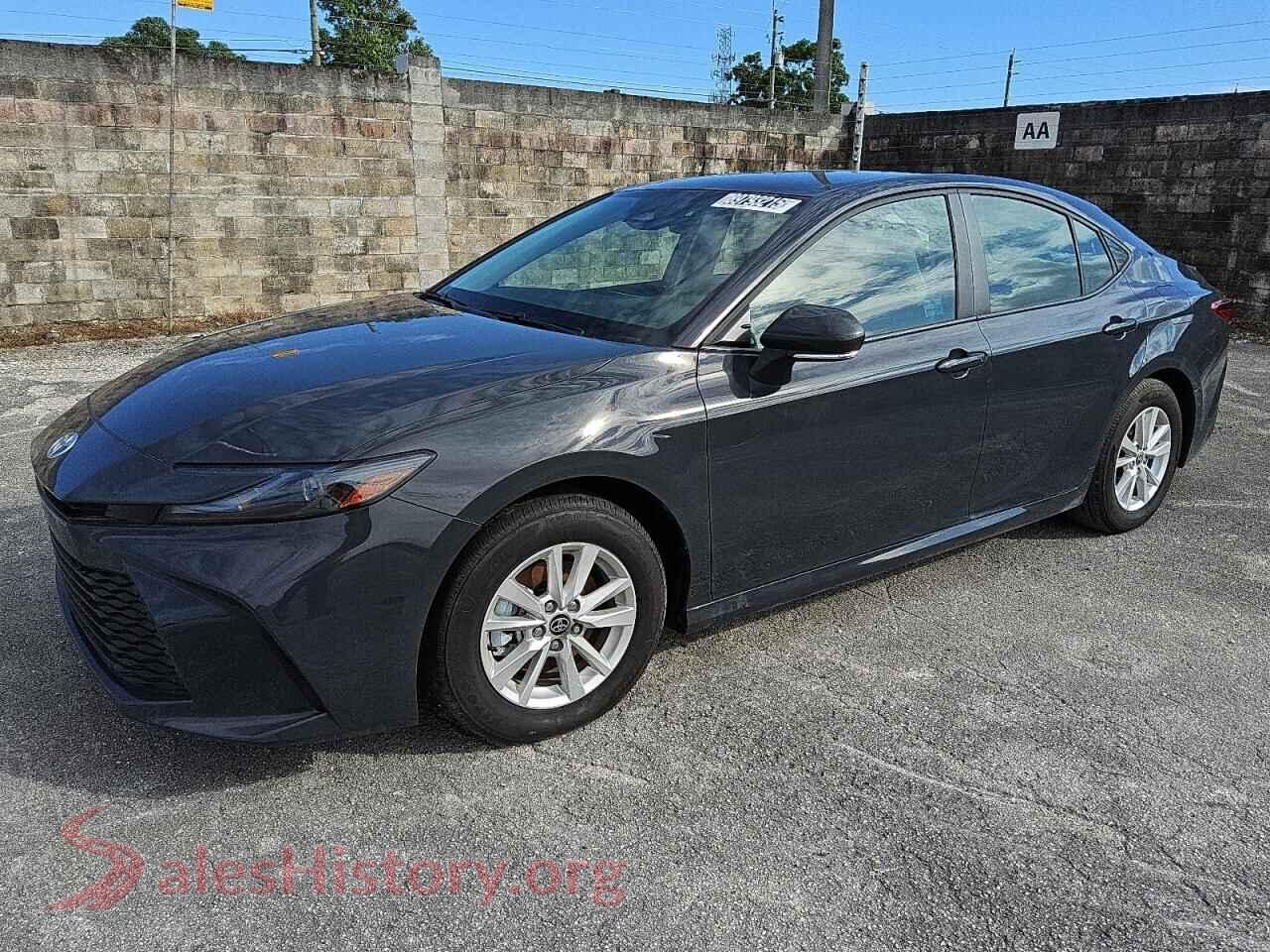 2025 TOYOTA CAMRY — VIN 4T1DAACK6SU600241