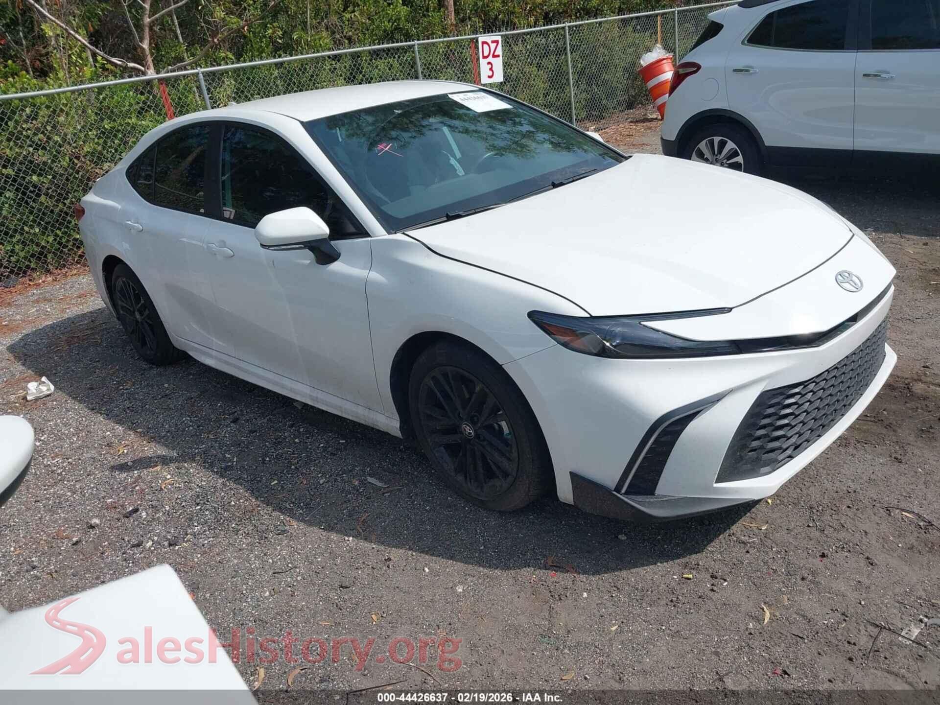 2025 TOYOTA CAMRY — VIN 4T1DAACK7SU073293