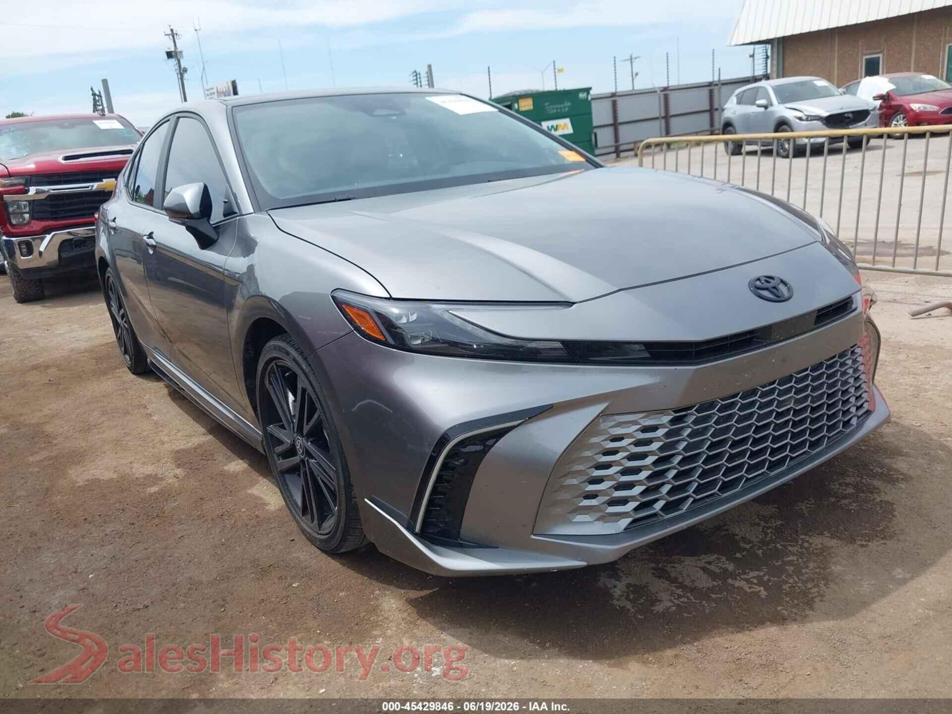 2025 TOYOTA CAMRY — VIN 4T1DAACK7SU562857