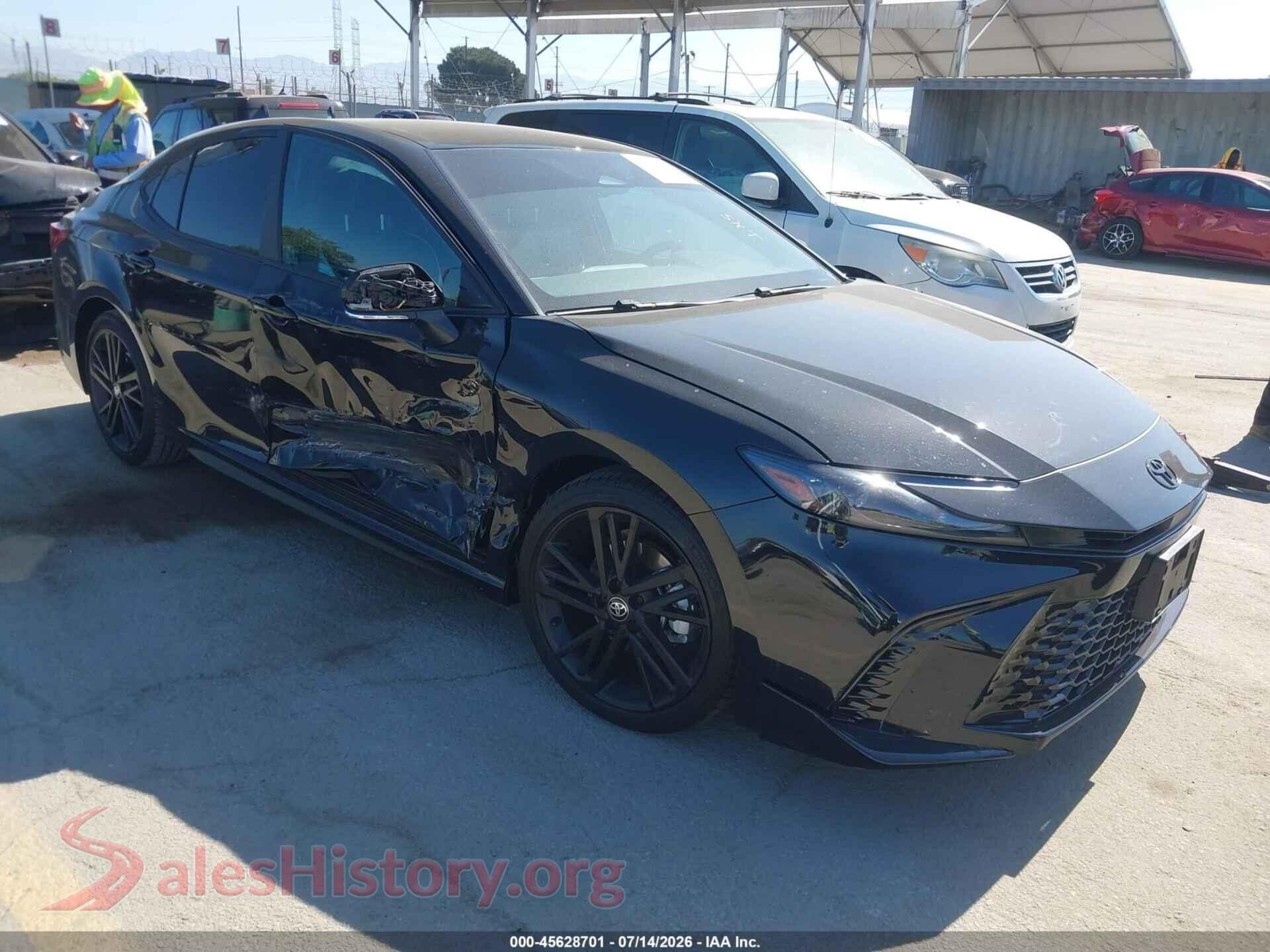 2026 TOYOTA CAMRY — VIN 4T1DAACK9TU707186