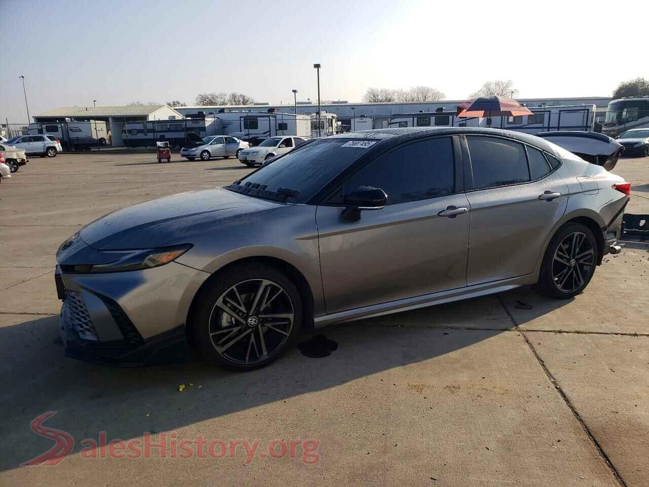 2026 TOYOTA CAMRY — VIN 4T1DAACKXTU652019