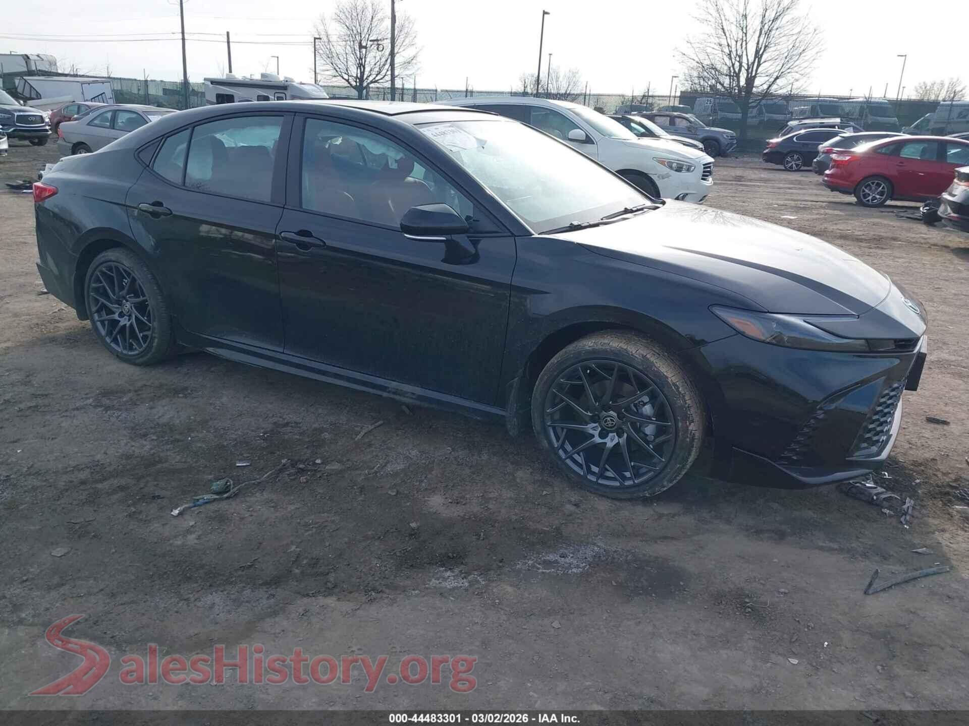 2026 TOYOTA CAMRY — VIN 4T1DBADK2TU552976