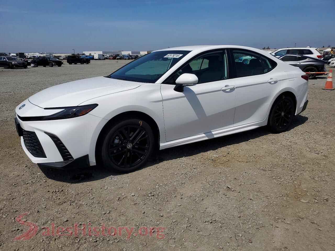 2025 TOYOTA CAMRY — VIN 4T1DBADK3SU010493
