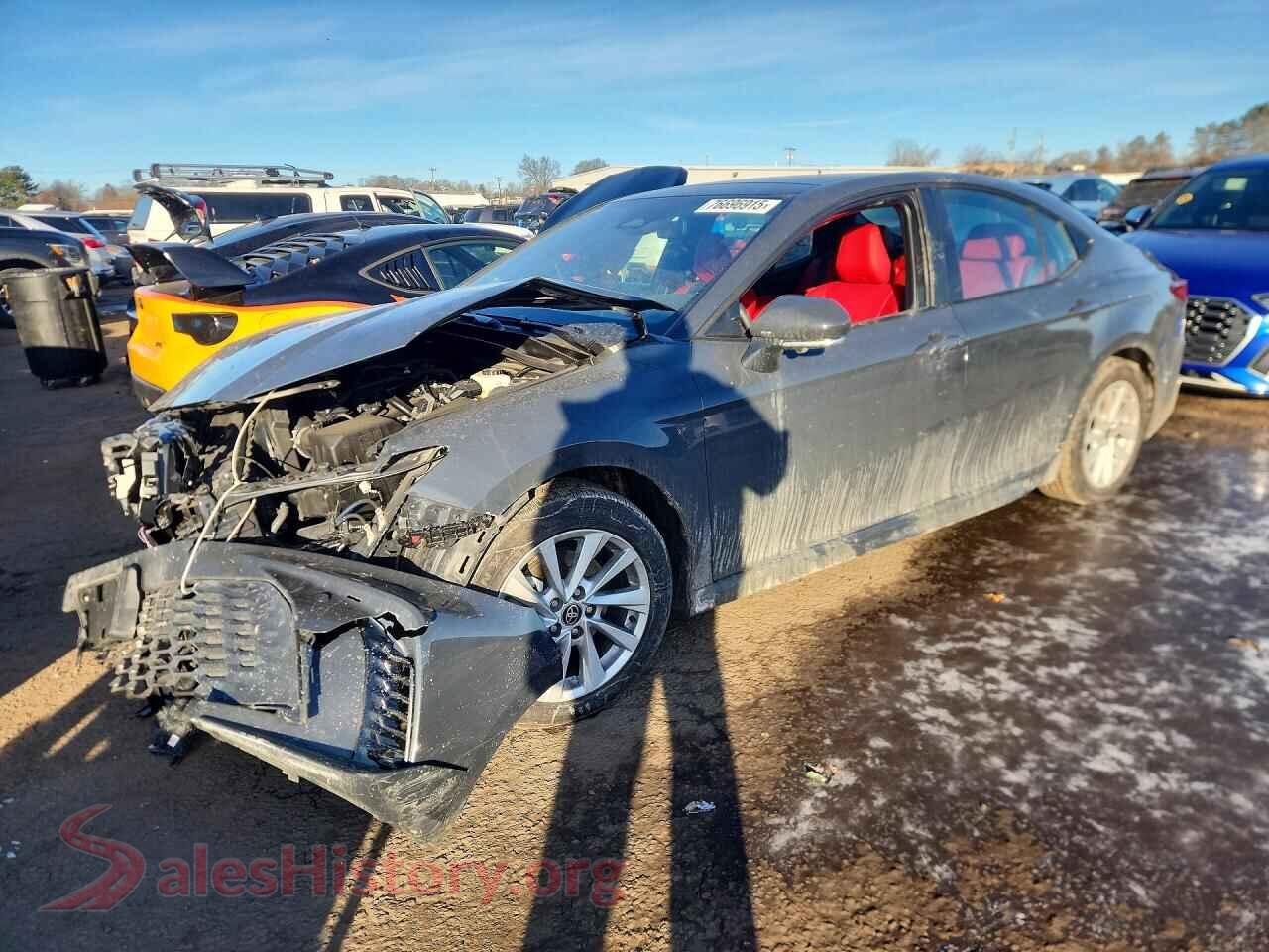 2025 TOYOTA CAMRY — VIN 4T1DBADK4SU537572