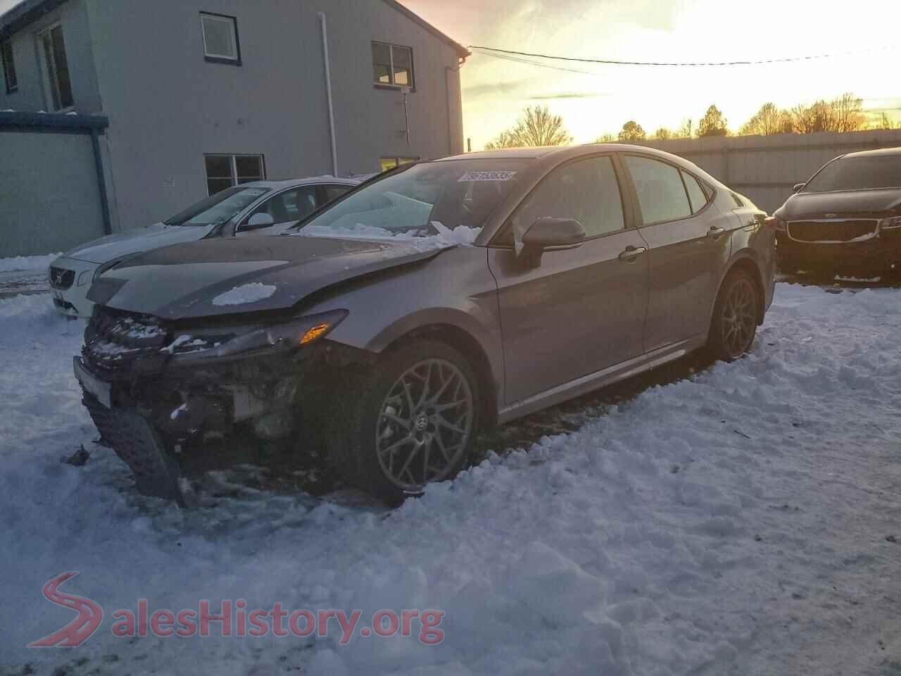 2025 TOYOTA CAMRY — VIN 4T1DBADK9SU518449