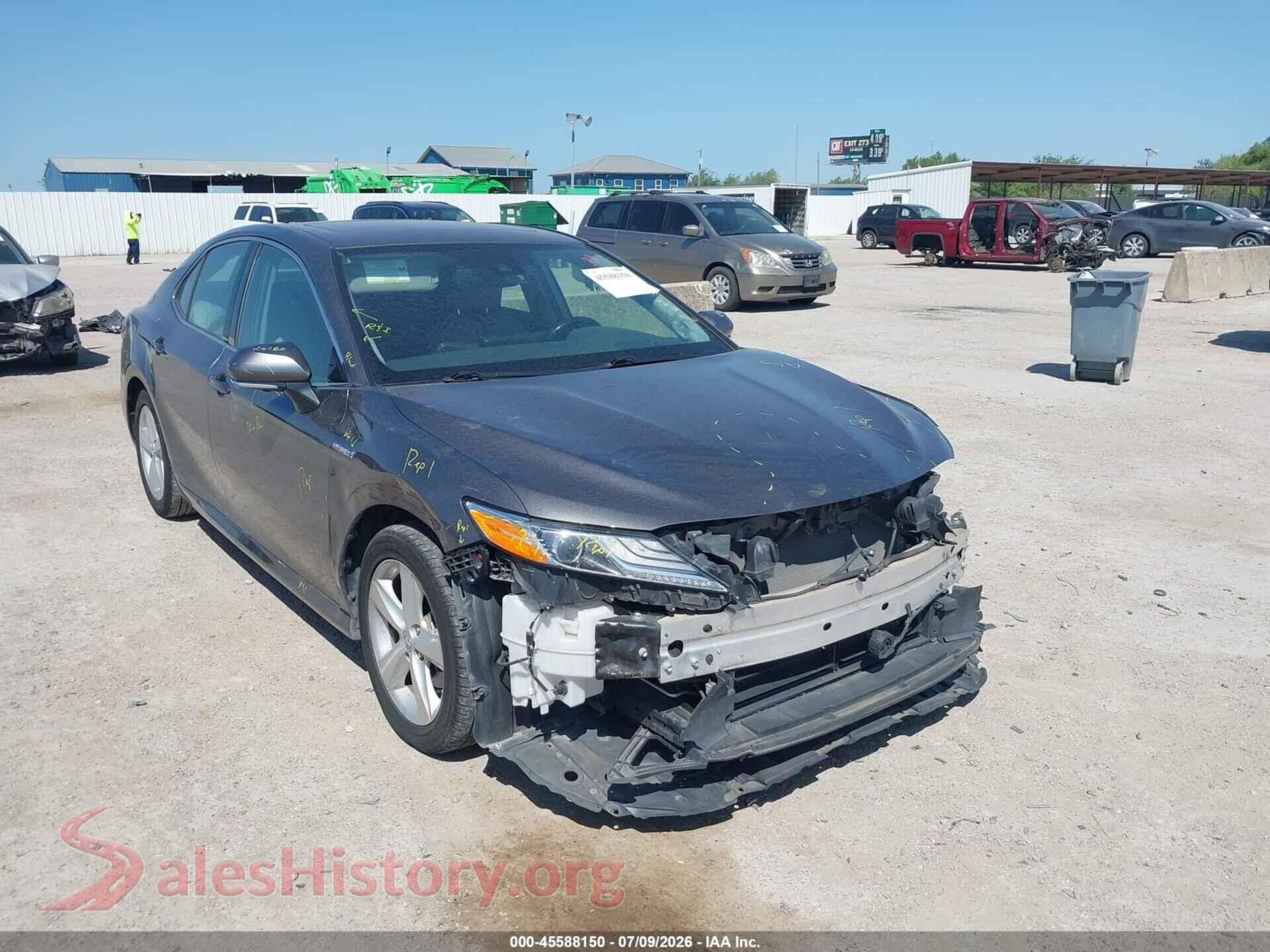 2021 TOYOTA CAMRY — VIN 4T1F31AK1MU555895
