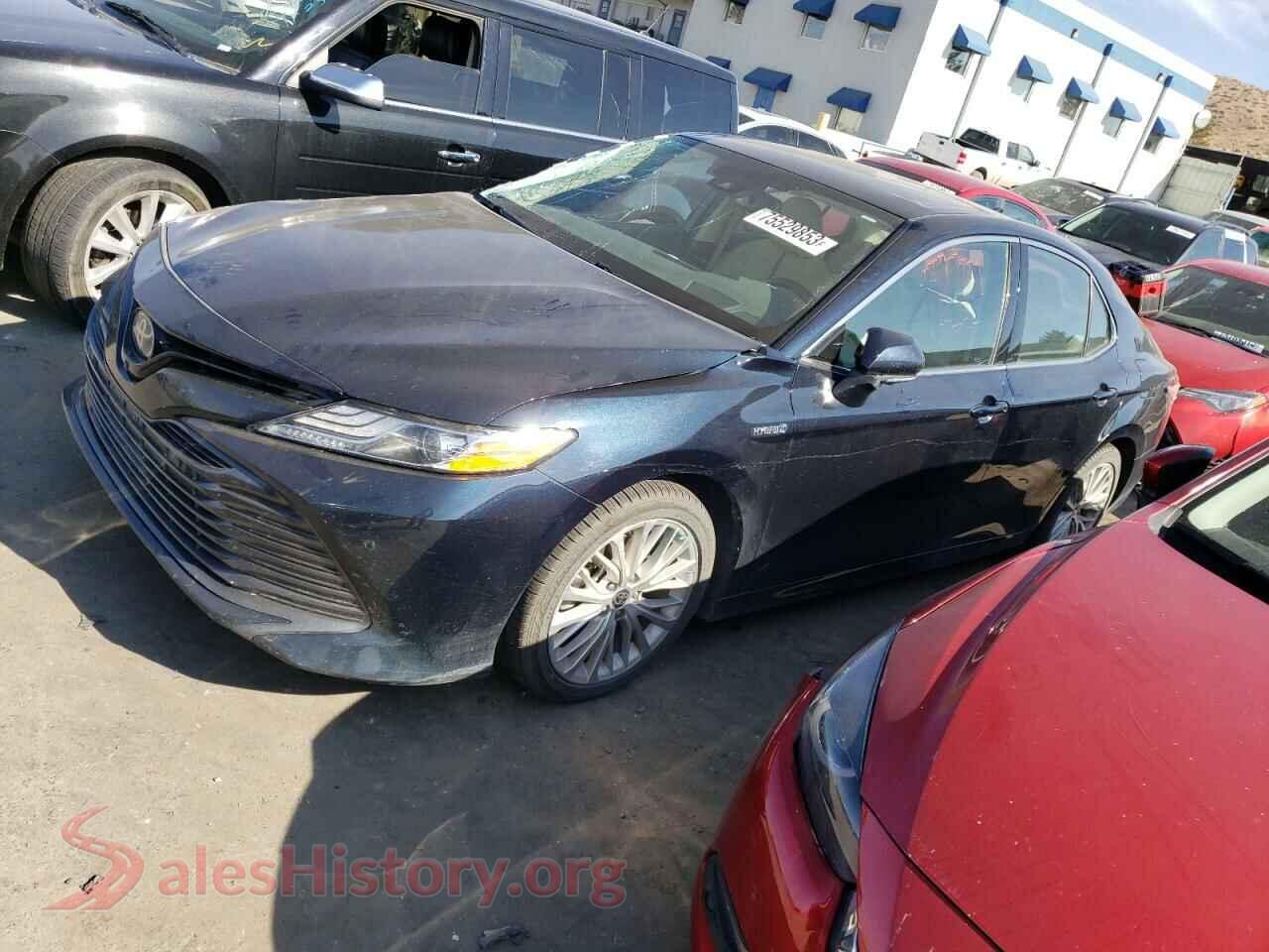2020 TOYOTA CAMRY — VIN 4T1F31AK5LU018820